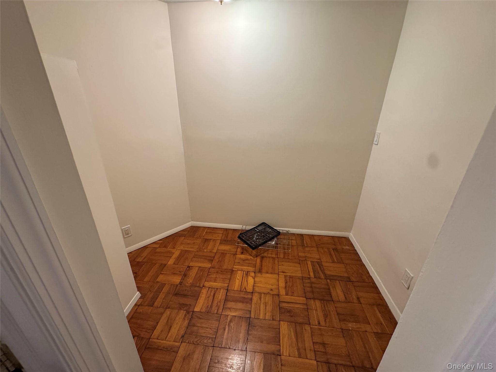 750 Shore Road, Unit 1H photo 7