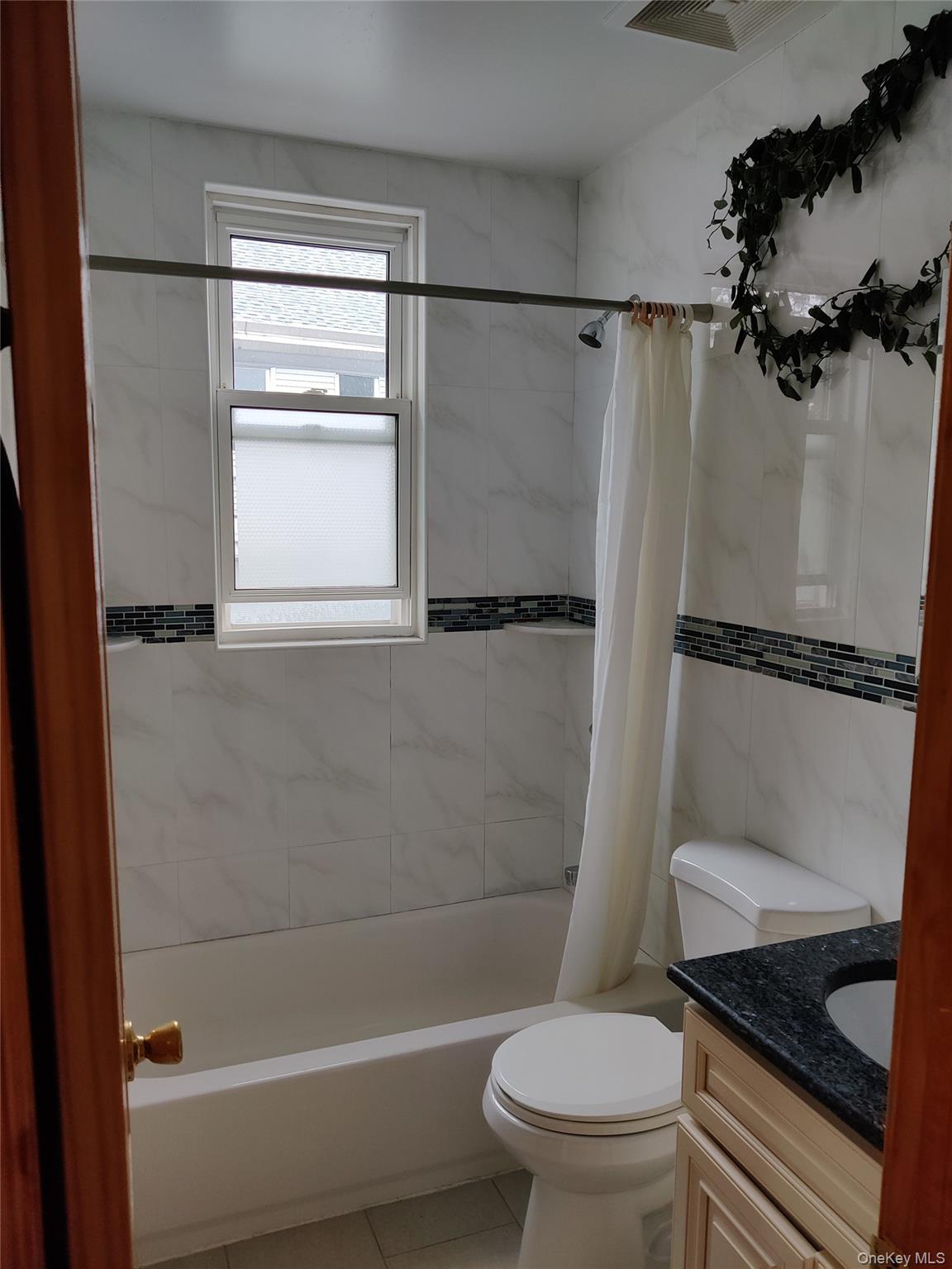 15-09 120 Street – For Sale photo 11