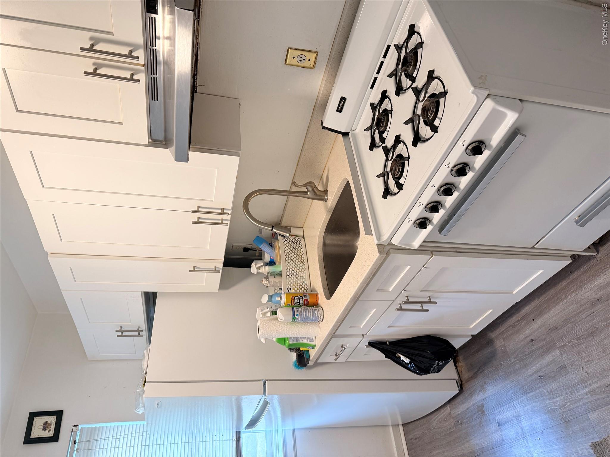 261-09 Langston Ave, Unit 1 photo 5