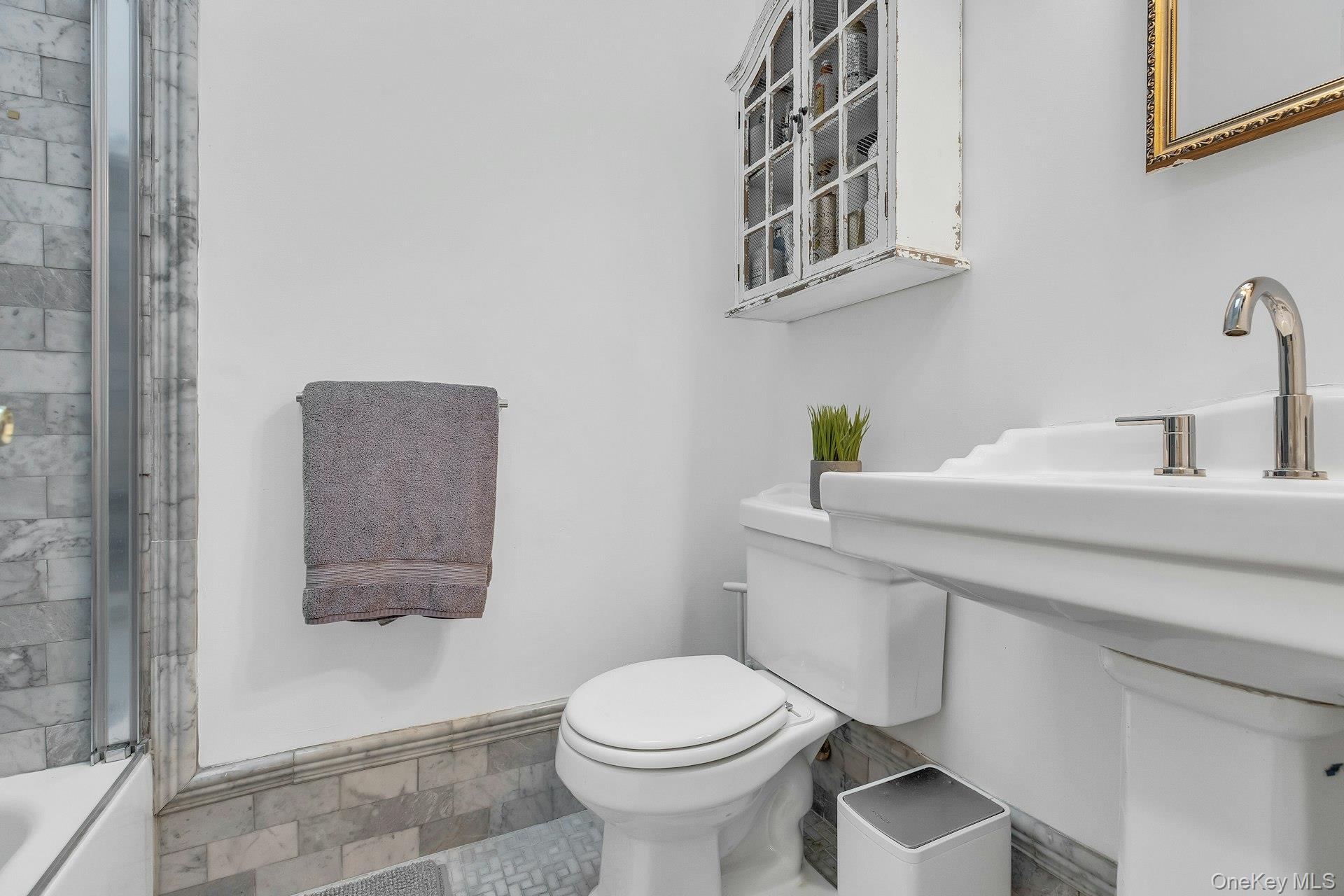 111 Bay Ave East Avenue – For Sale photo 24