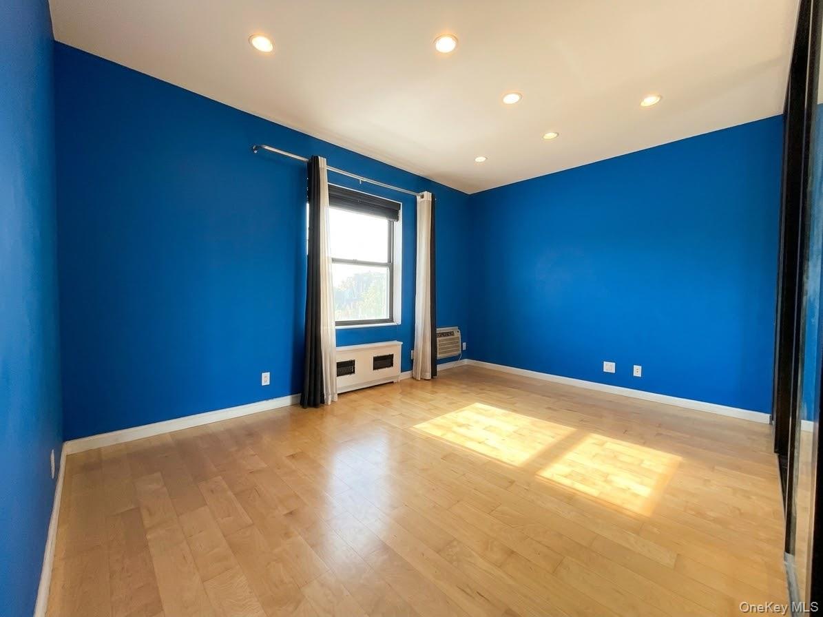 69-84 136th Street, Unit B photo 6
