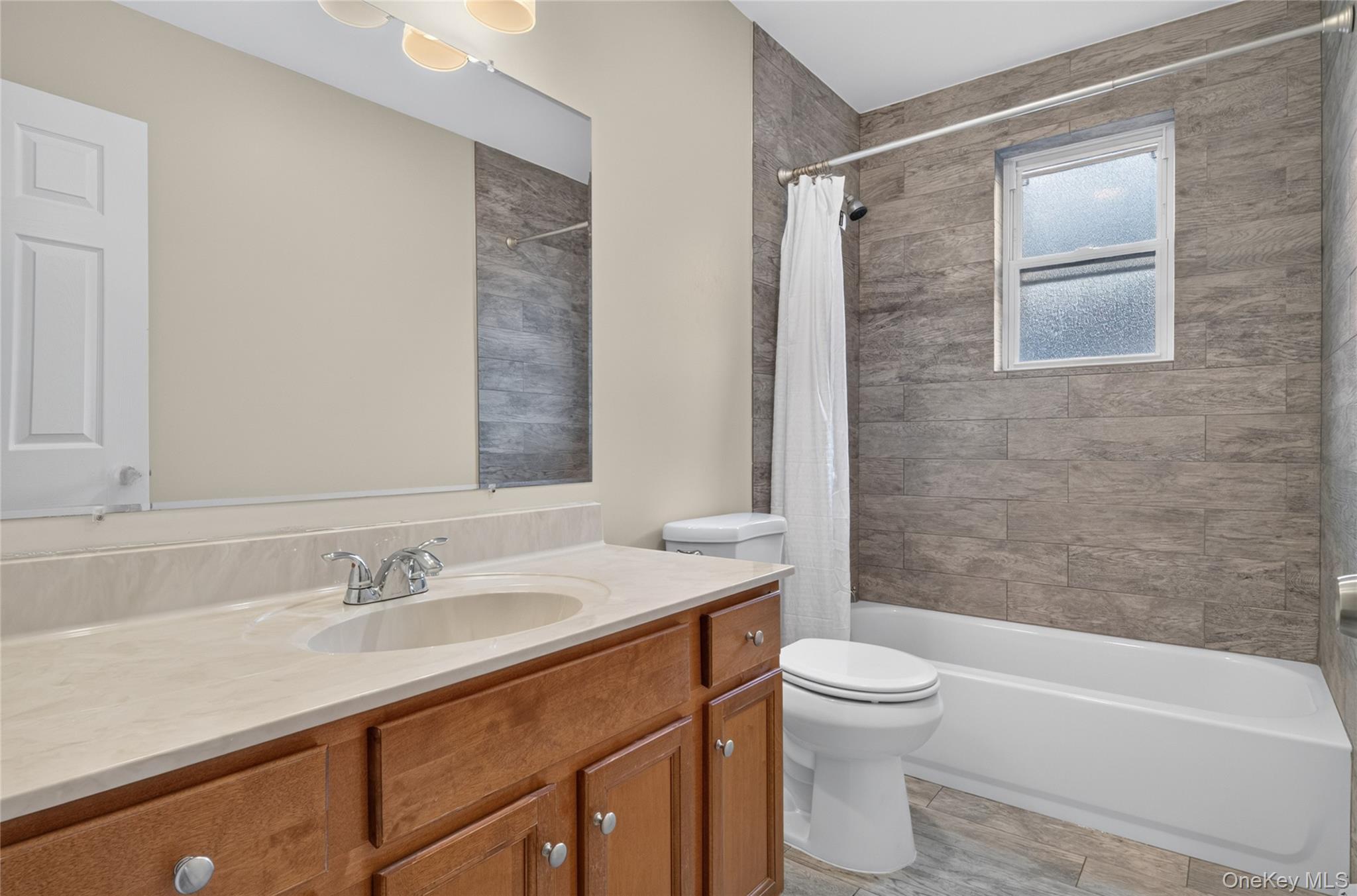 6722 Burns Street – For Sale photo 16
