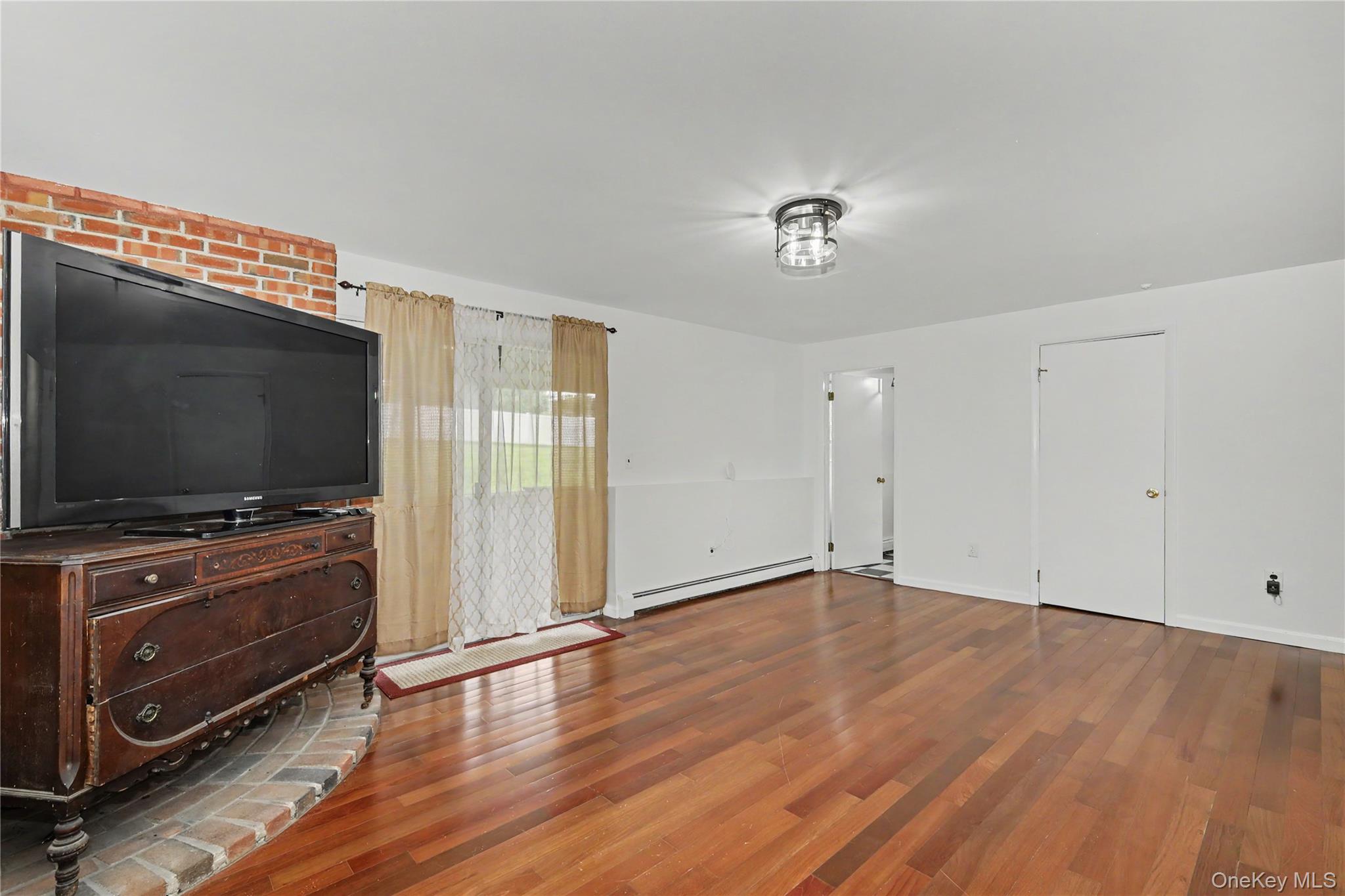 3236 Court Street – For Sale photo 22