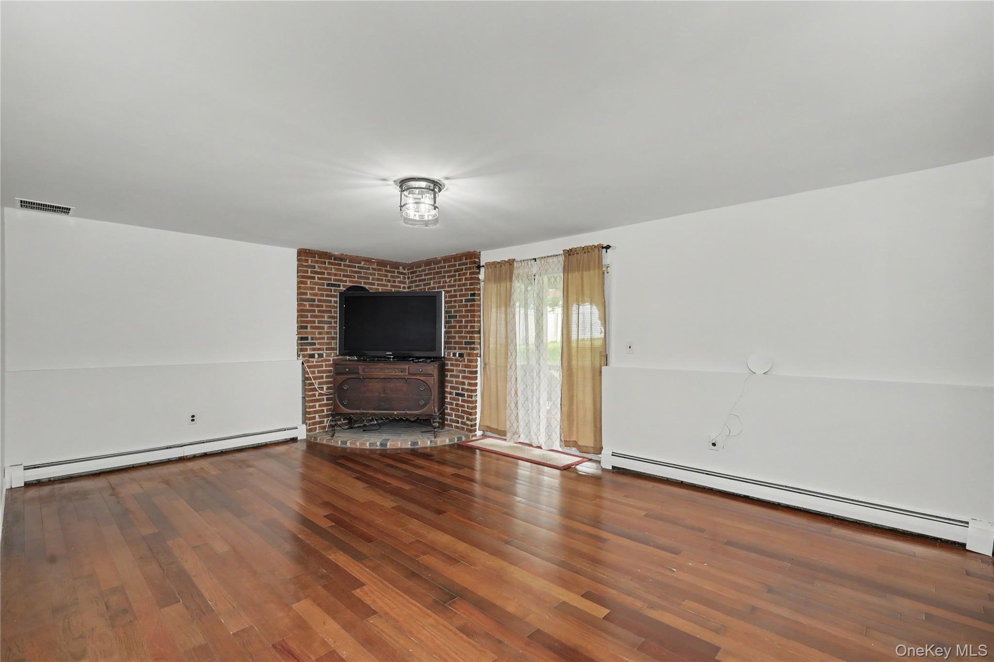 3236 Court Street – For Sale photo 20