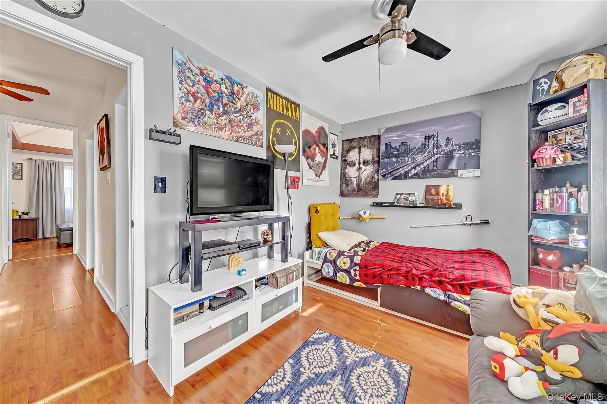 9410 82nd Place – For Sale photo 14