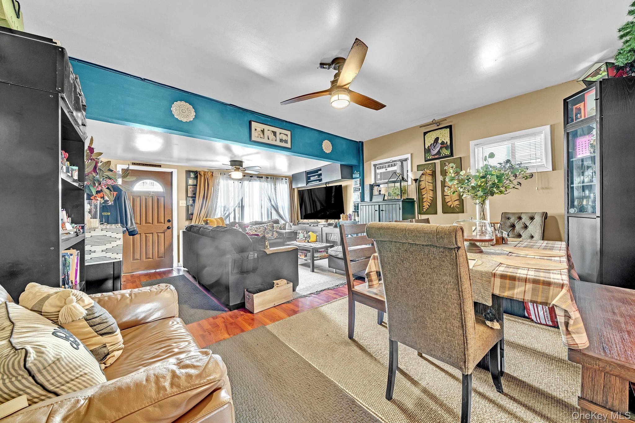 9410 82nd Place – For Sale photo 3