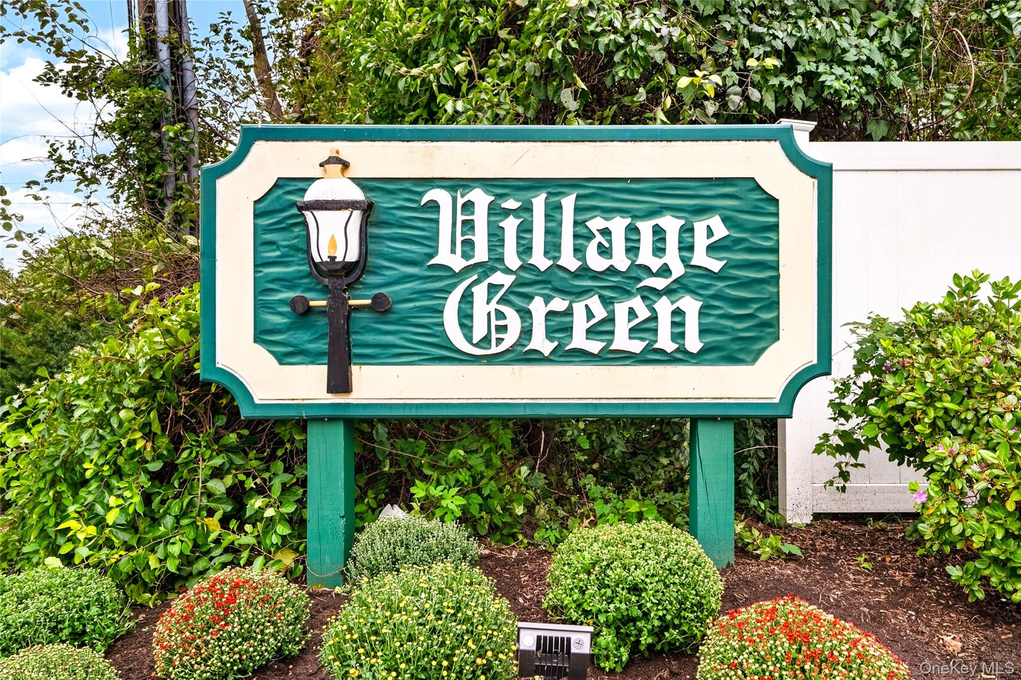 7 Village Green – For Sale photo 3