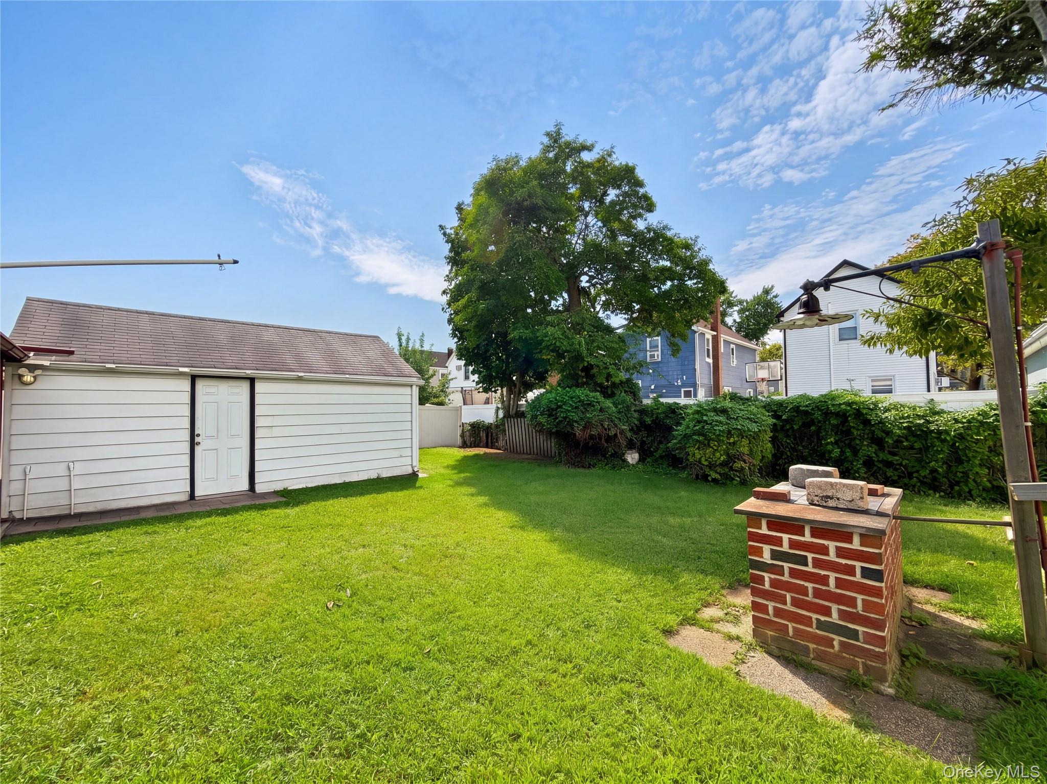 78 Gates Avenue – For Sale photo 32