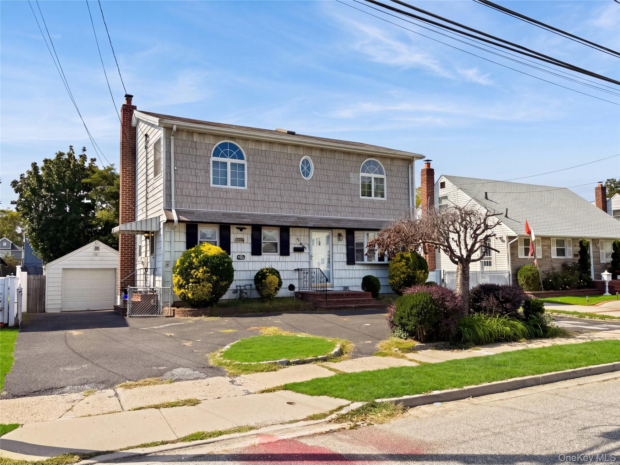 78 Gates Avenue – For Sale photo 4