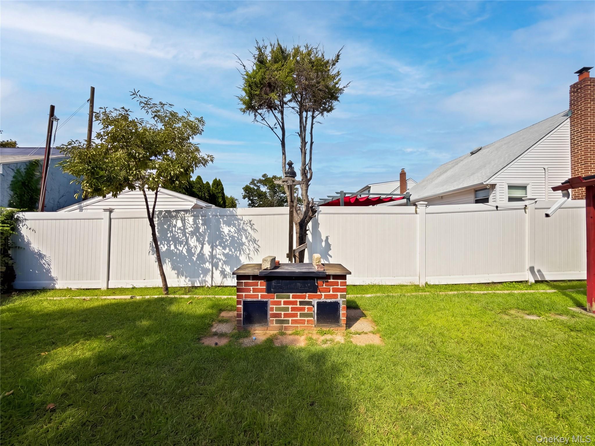 78 Gates Avenue – For Sale photo 33