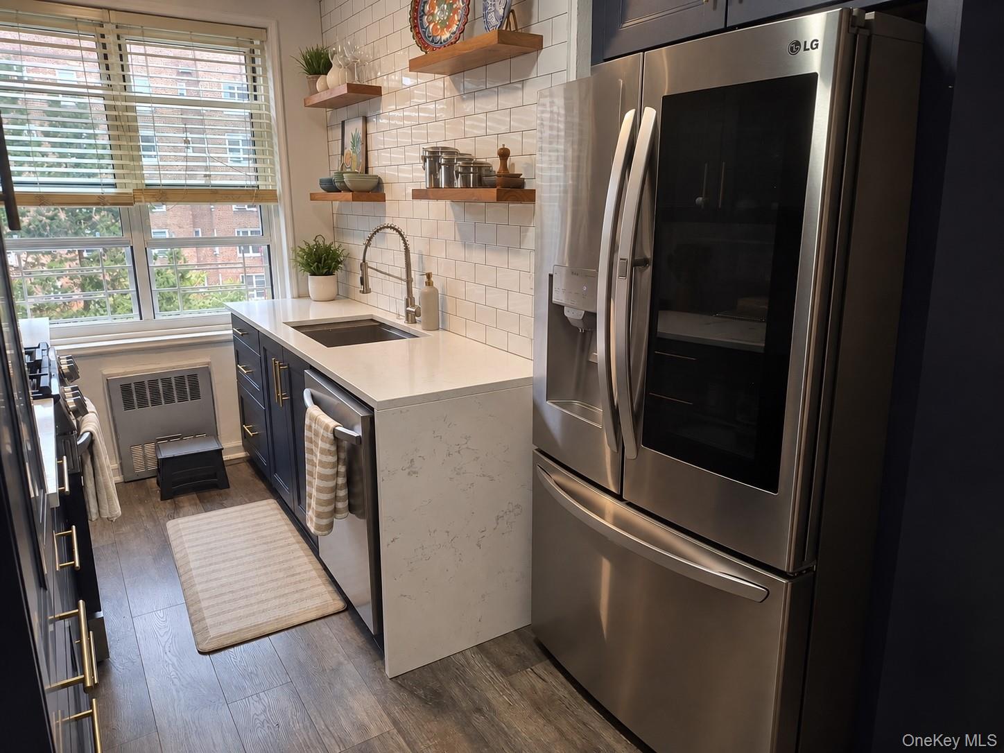 1304 Midland Avenue, Unit B41 photo 7