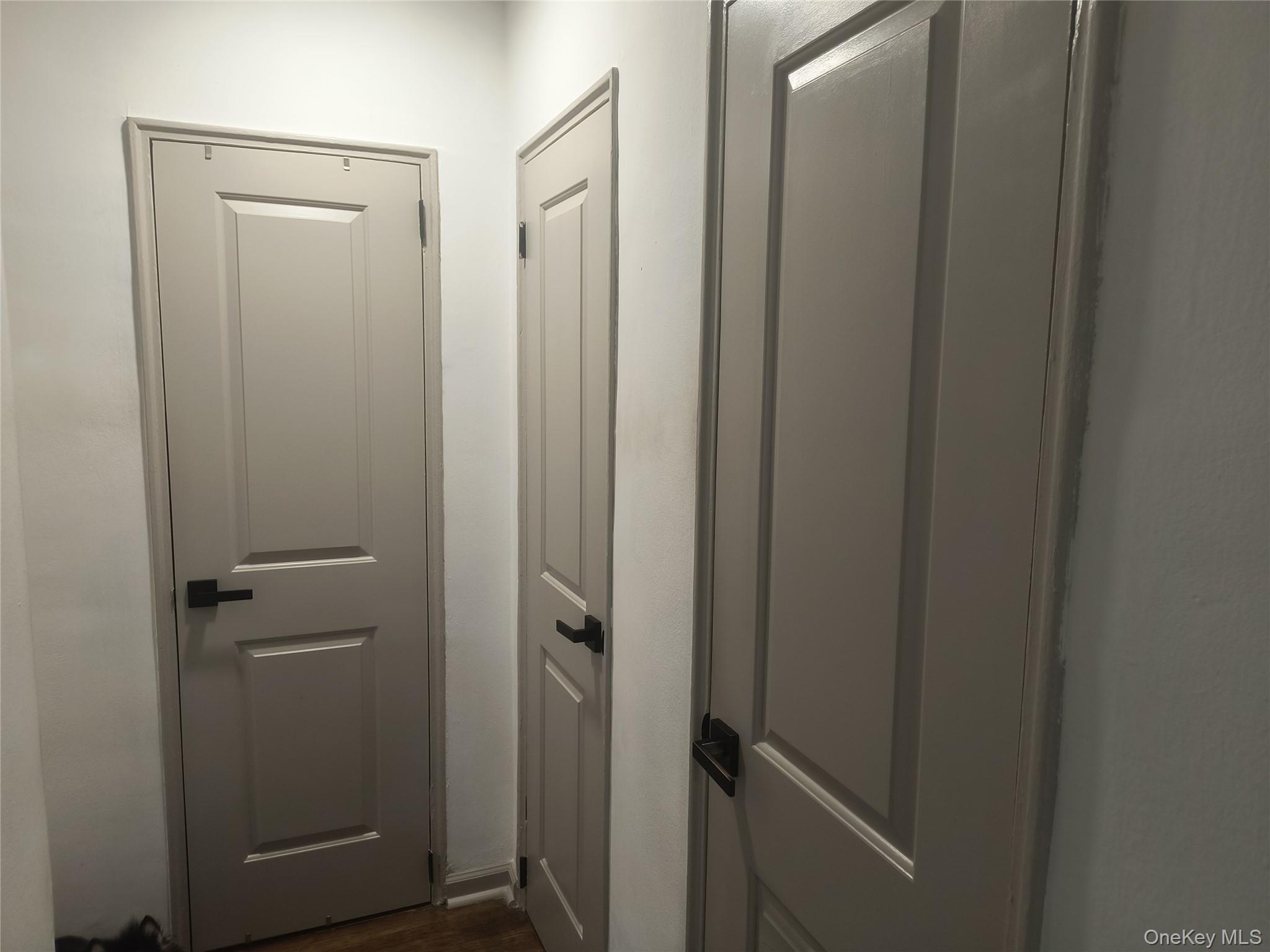1304 Midland Avenue, Unit B41 photo 9