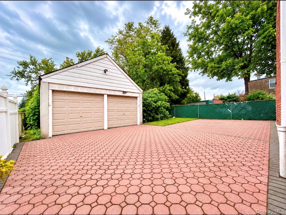 52-57 84th Street – For Sale photo 6
