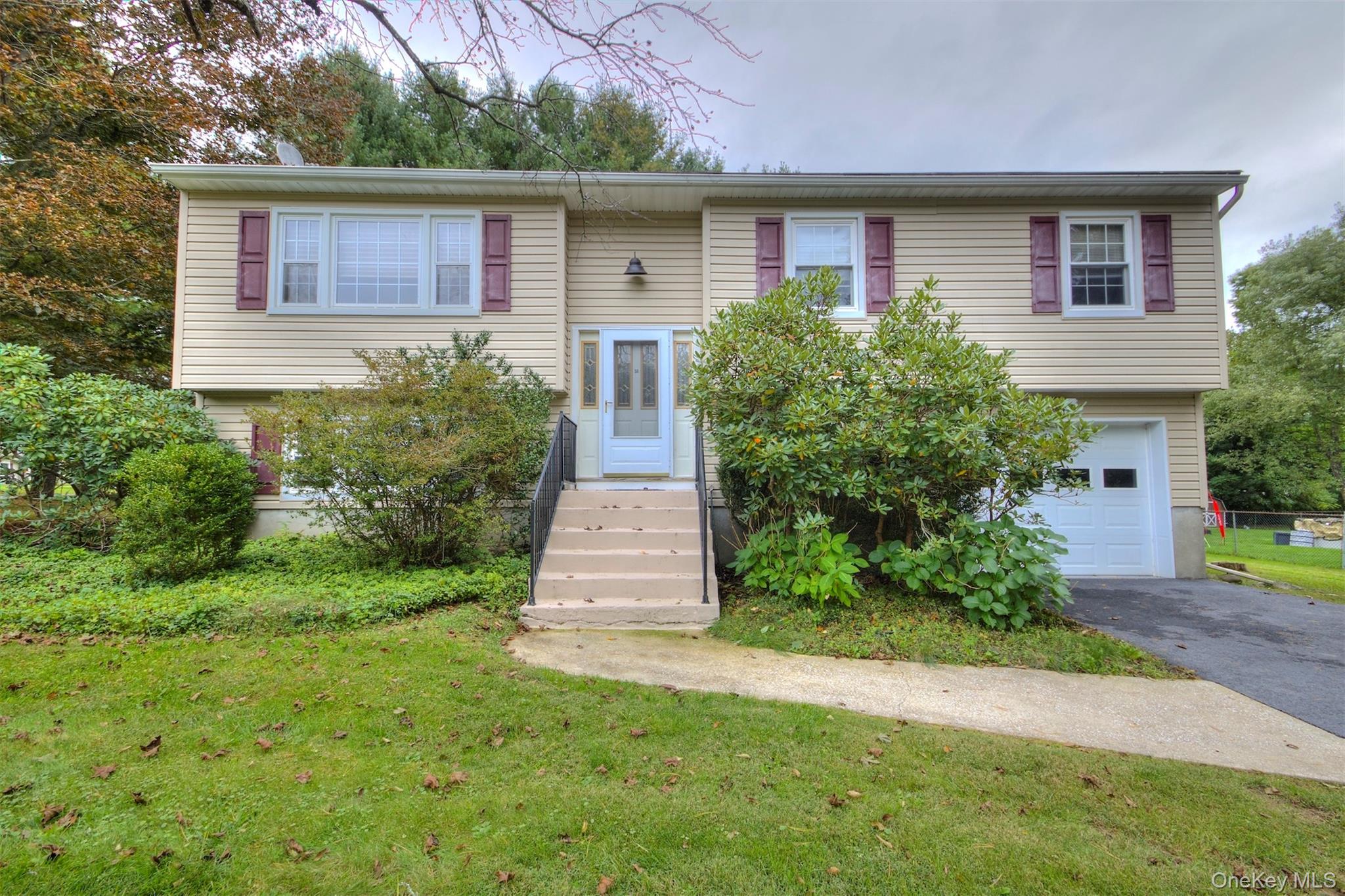 50 Lincoln Road – For Sale
