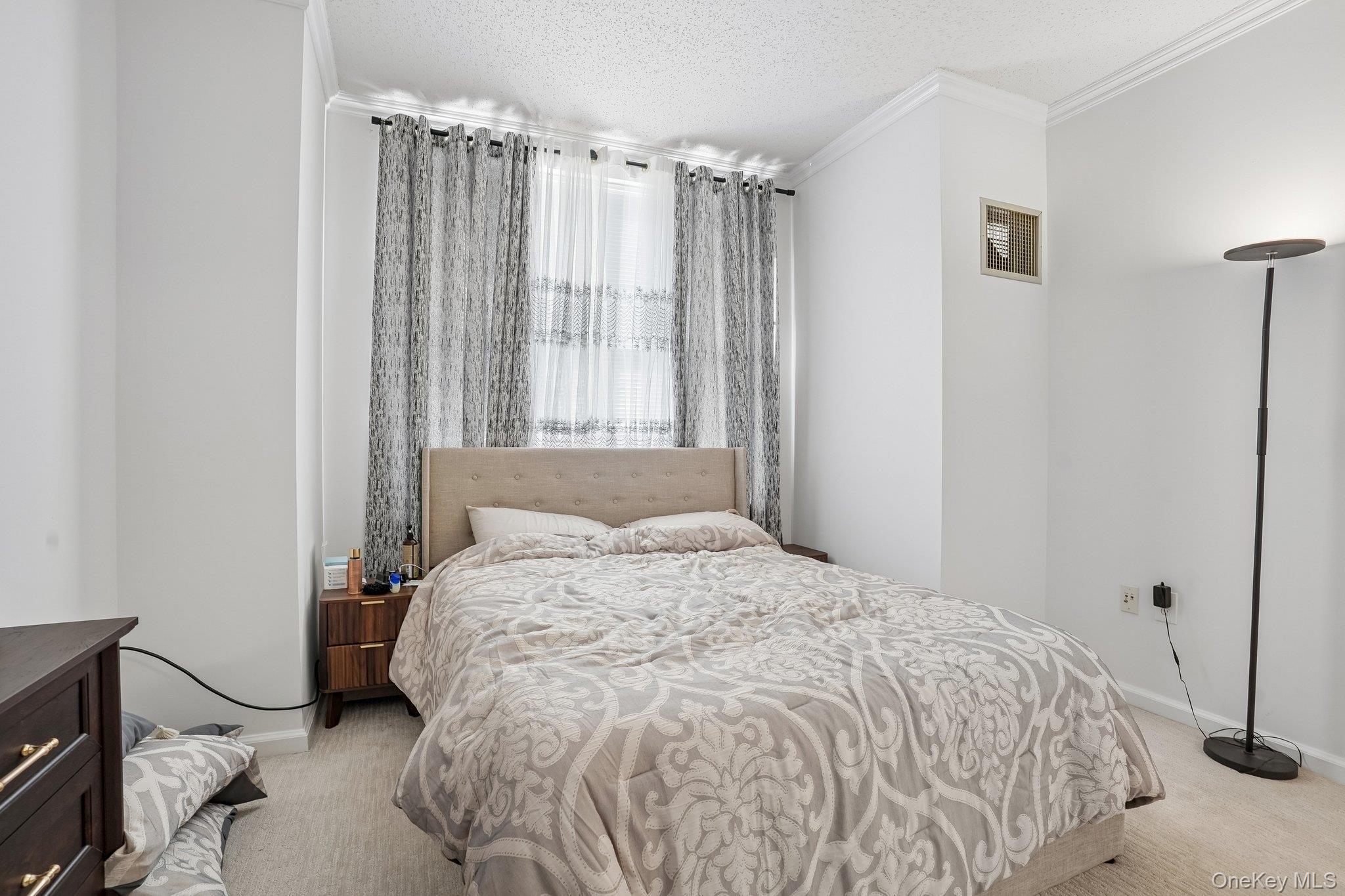 300 Mamaroneck Avenue, Unit 421 photo 14