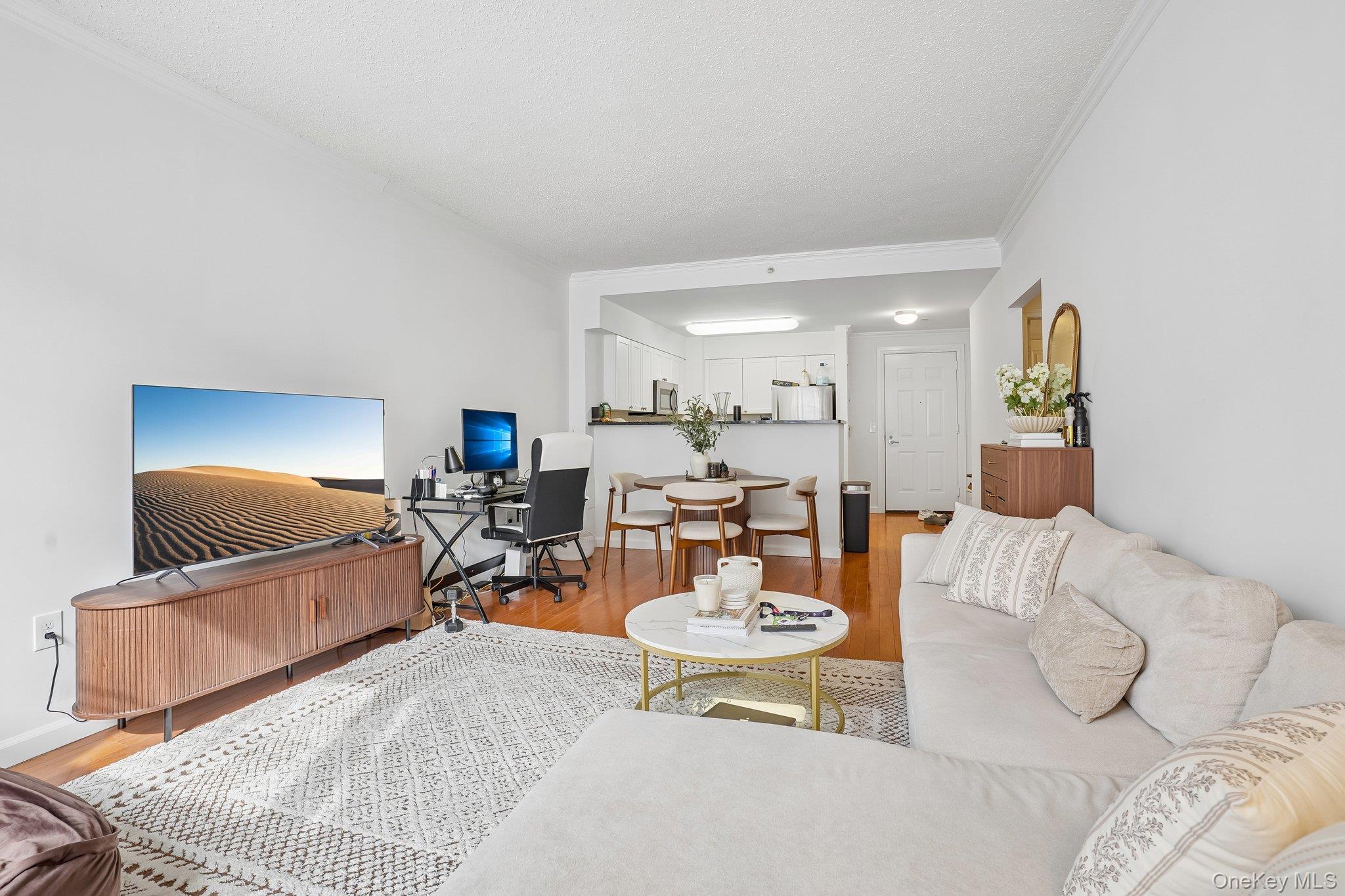 300 Mamaroneck Avenue, Unit 421 photo 4