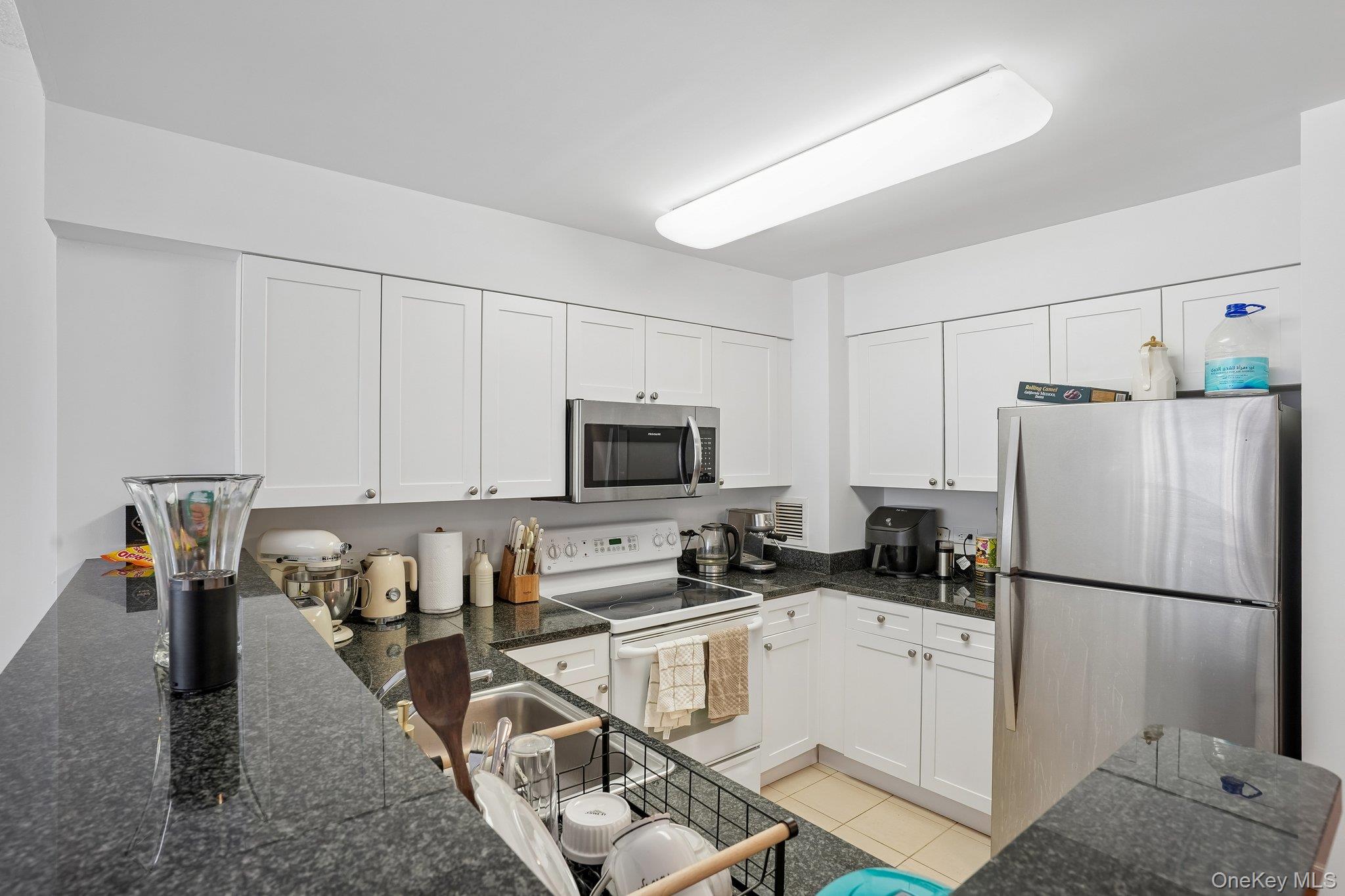 300 Mamaroneck Avenue, Unit 421 photo 11
