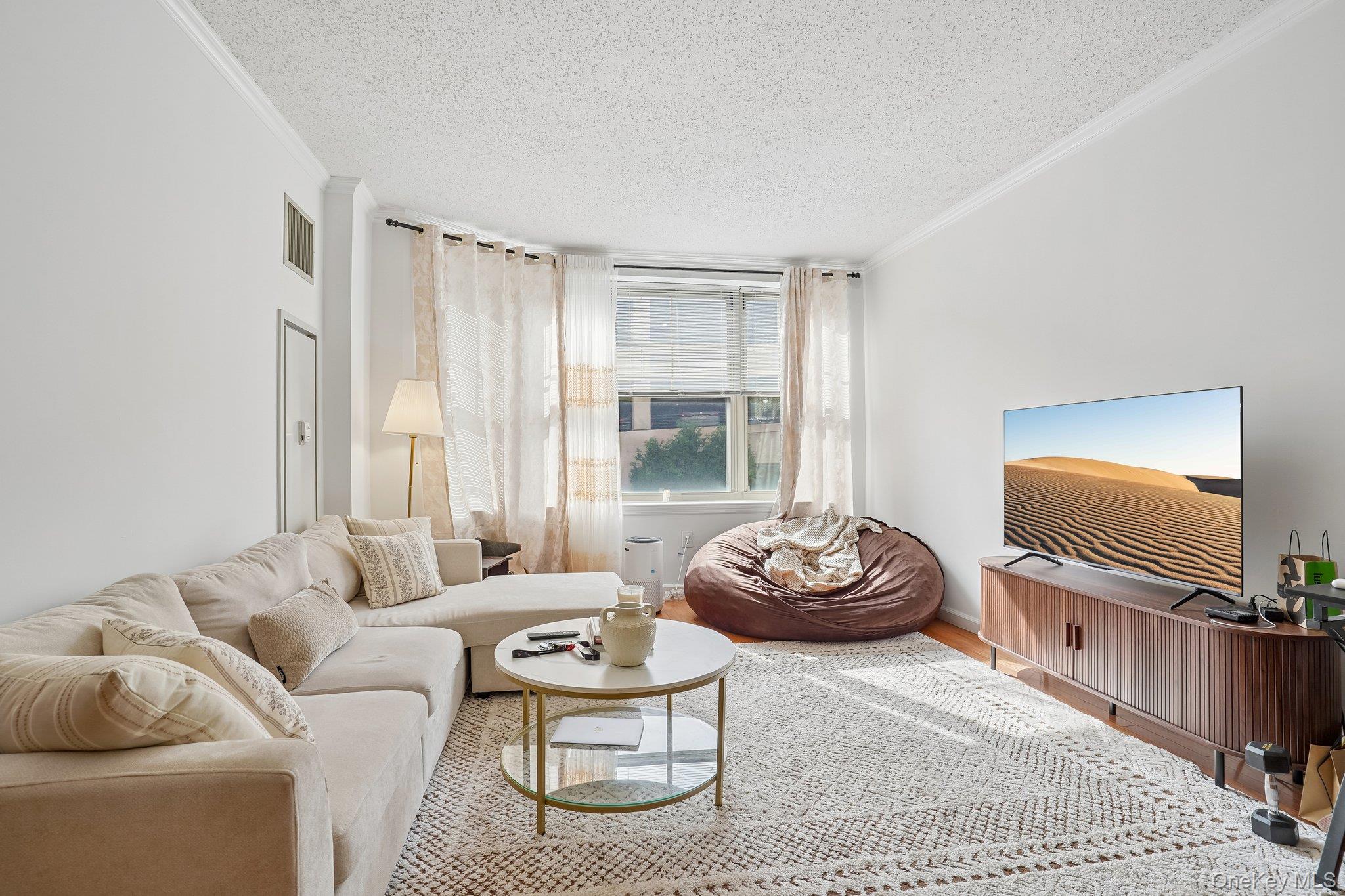 300 Mamaroneck Avenue, Unit 421 photo 5