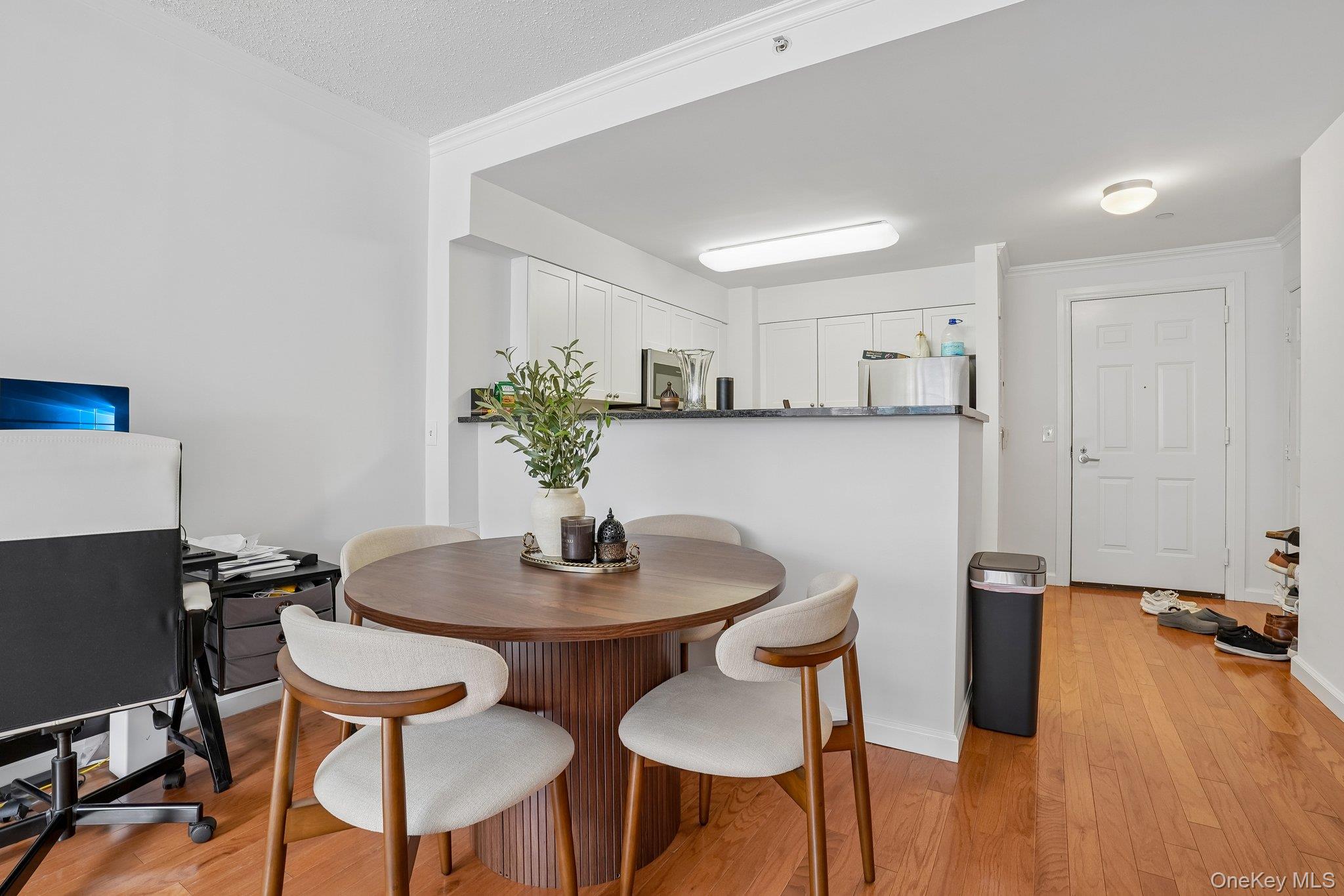 300 Mamaroneck Avenue, Unit 421 photo 8