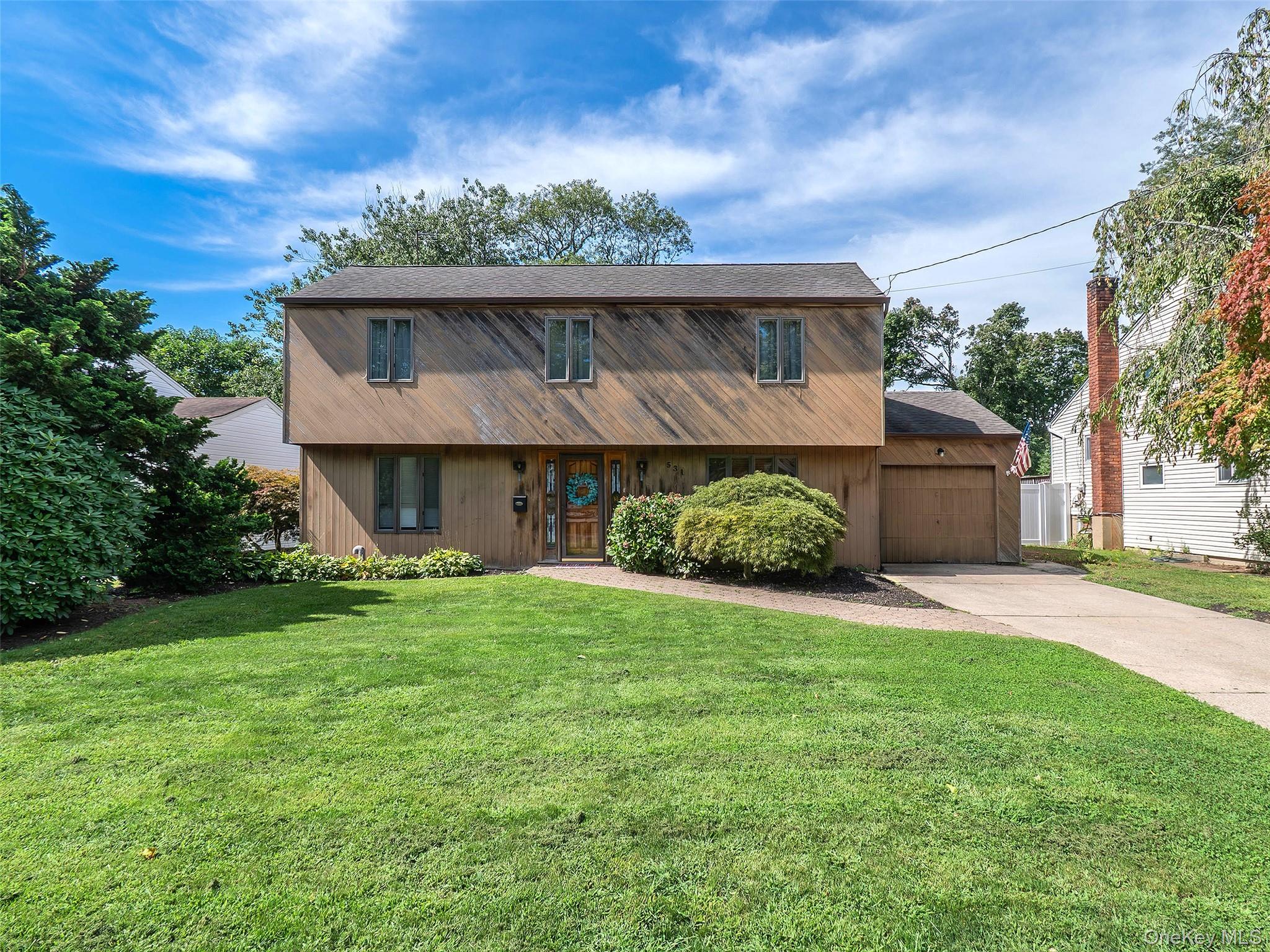 531 5th Street – For Sale