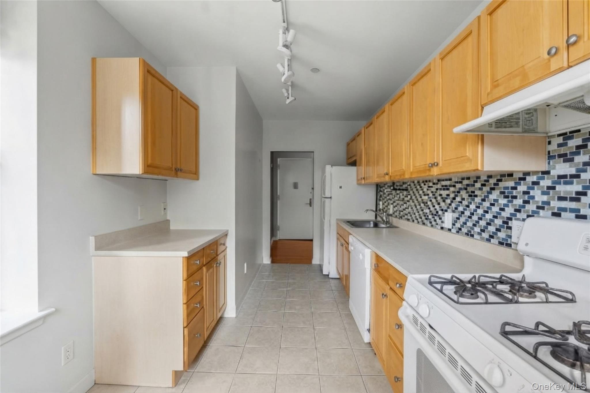 85 Bronx River Road, Unit 3K photo 14