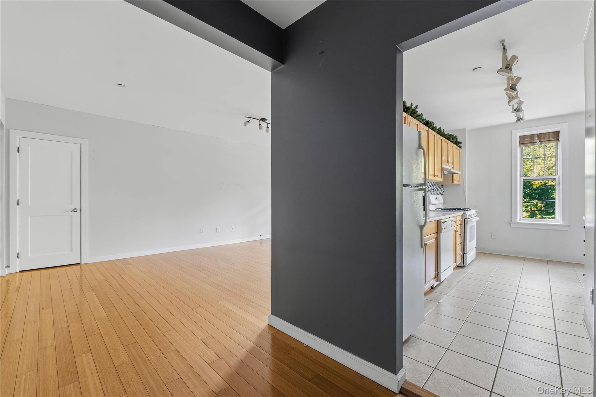 85 Bronx River Road, Unit 3K photo 10