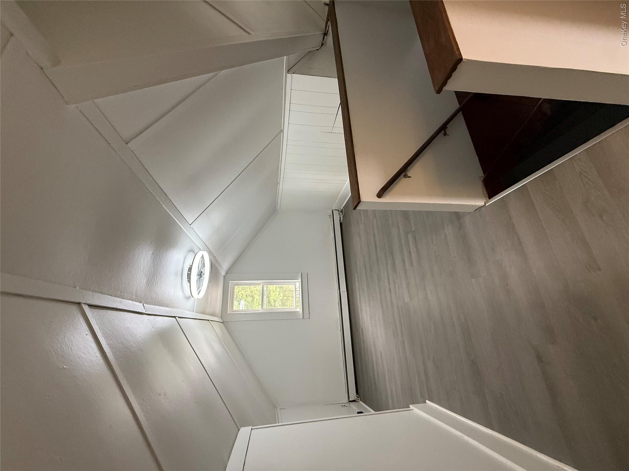 1213 Union Avenue, Unit B photo 4