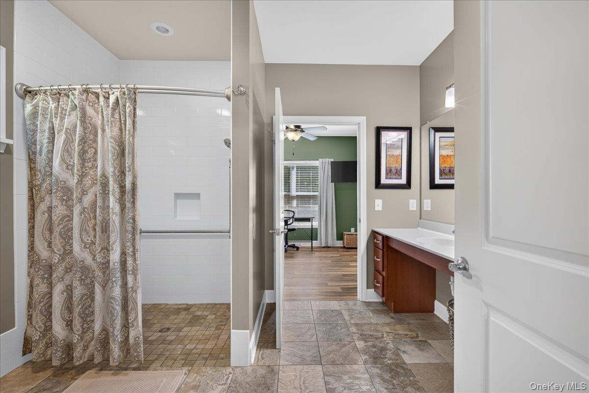 1410 Cosgrove Drive – For Sale photo 22