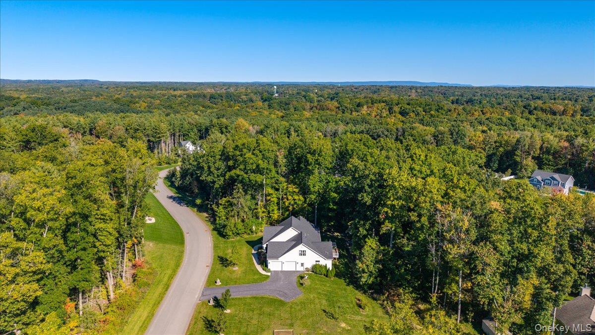 1410 Cosgrove Drive – For Sale photo 29