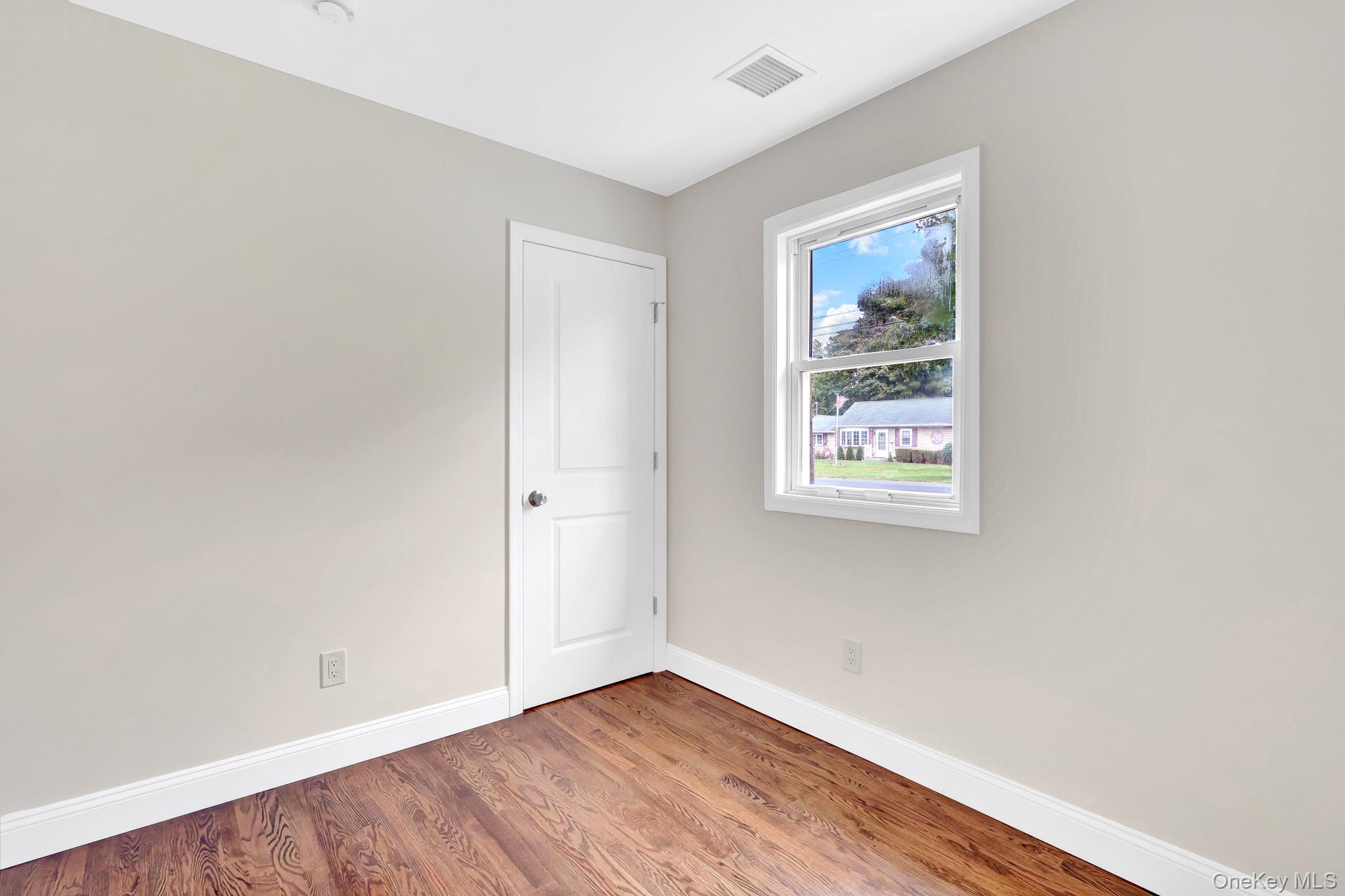 1119 Nugent Avenue – For Sale photo 18