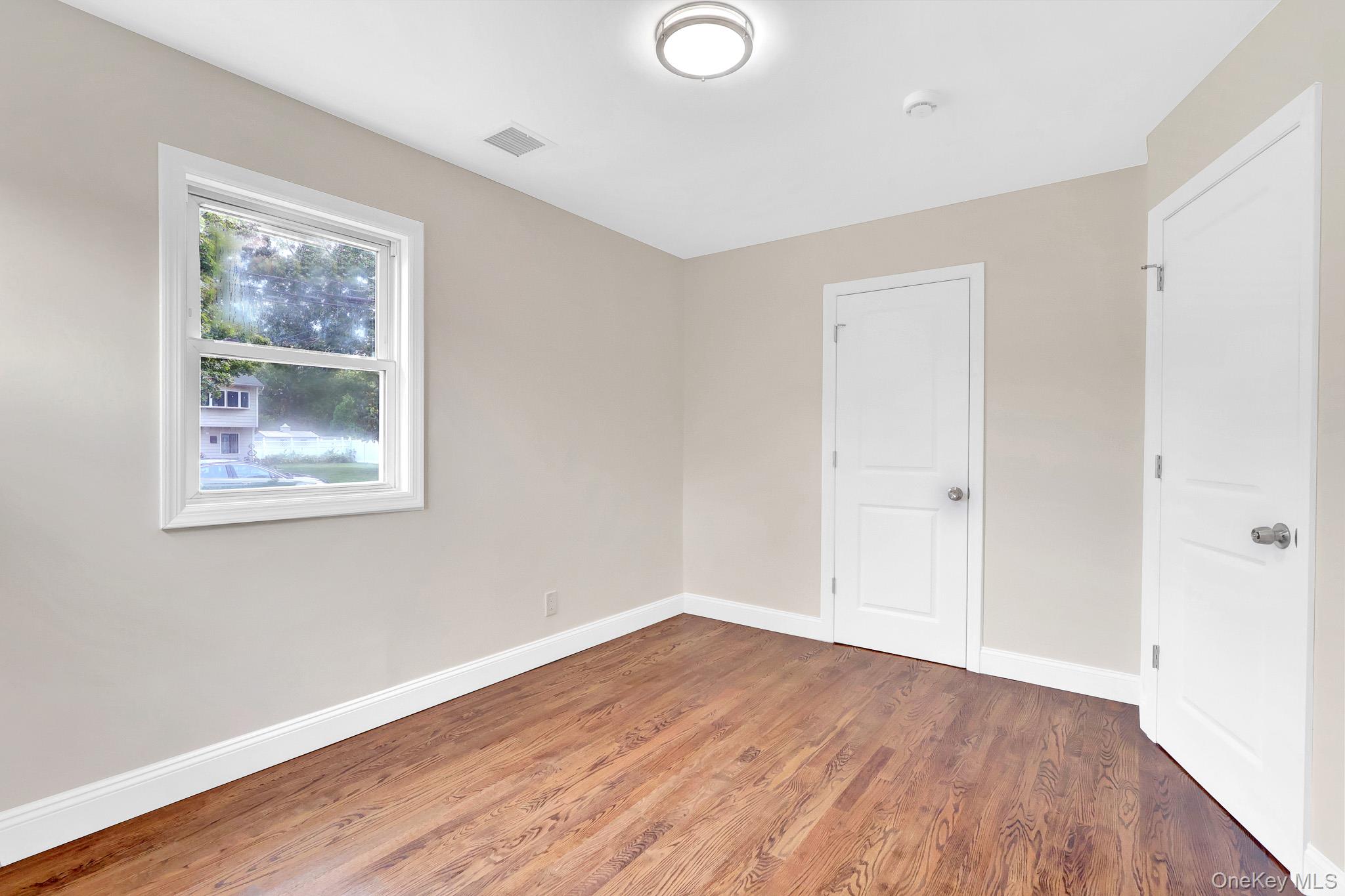 1119 Nugent Avenue – For Sale photo 15