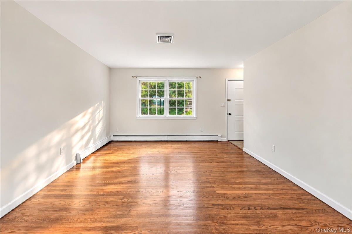 7 Meadowbrook Drive – For Sale photo 10