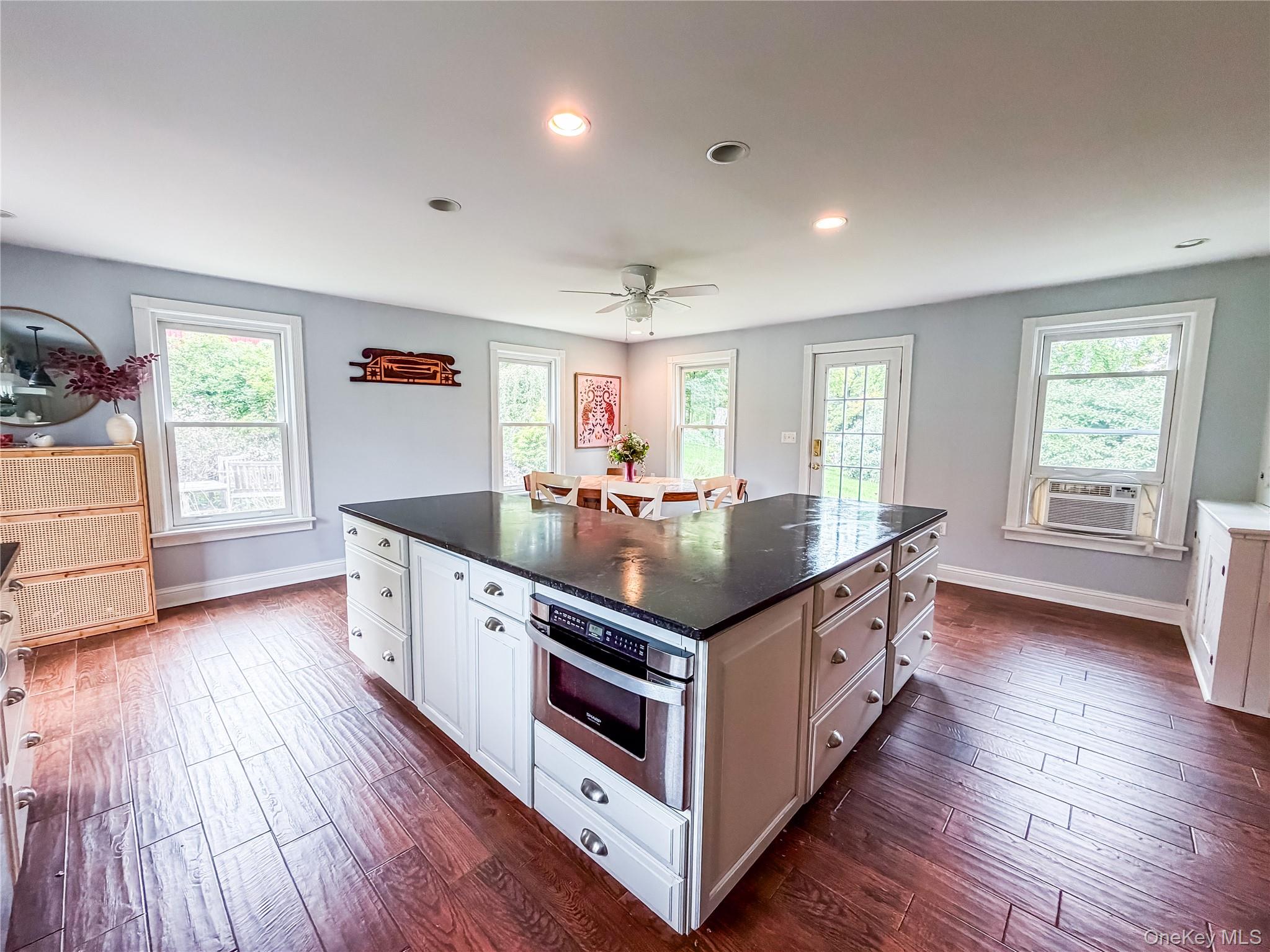 725 Traver Road – For Sale photo 9