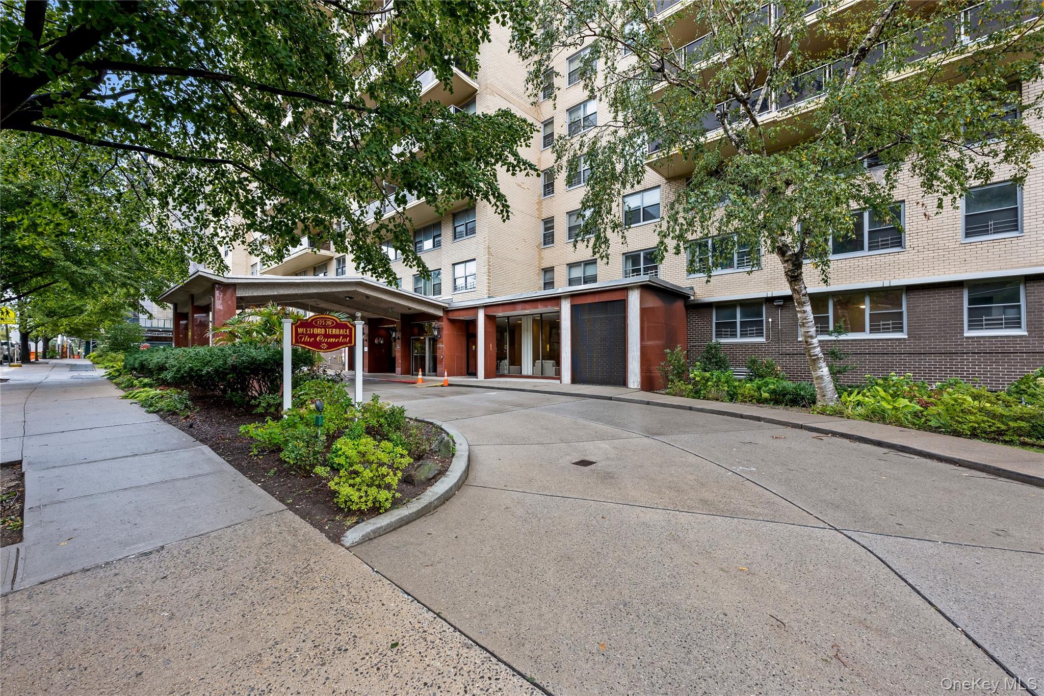 175-20 Wexford Terrace, Unit 11A