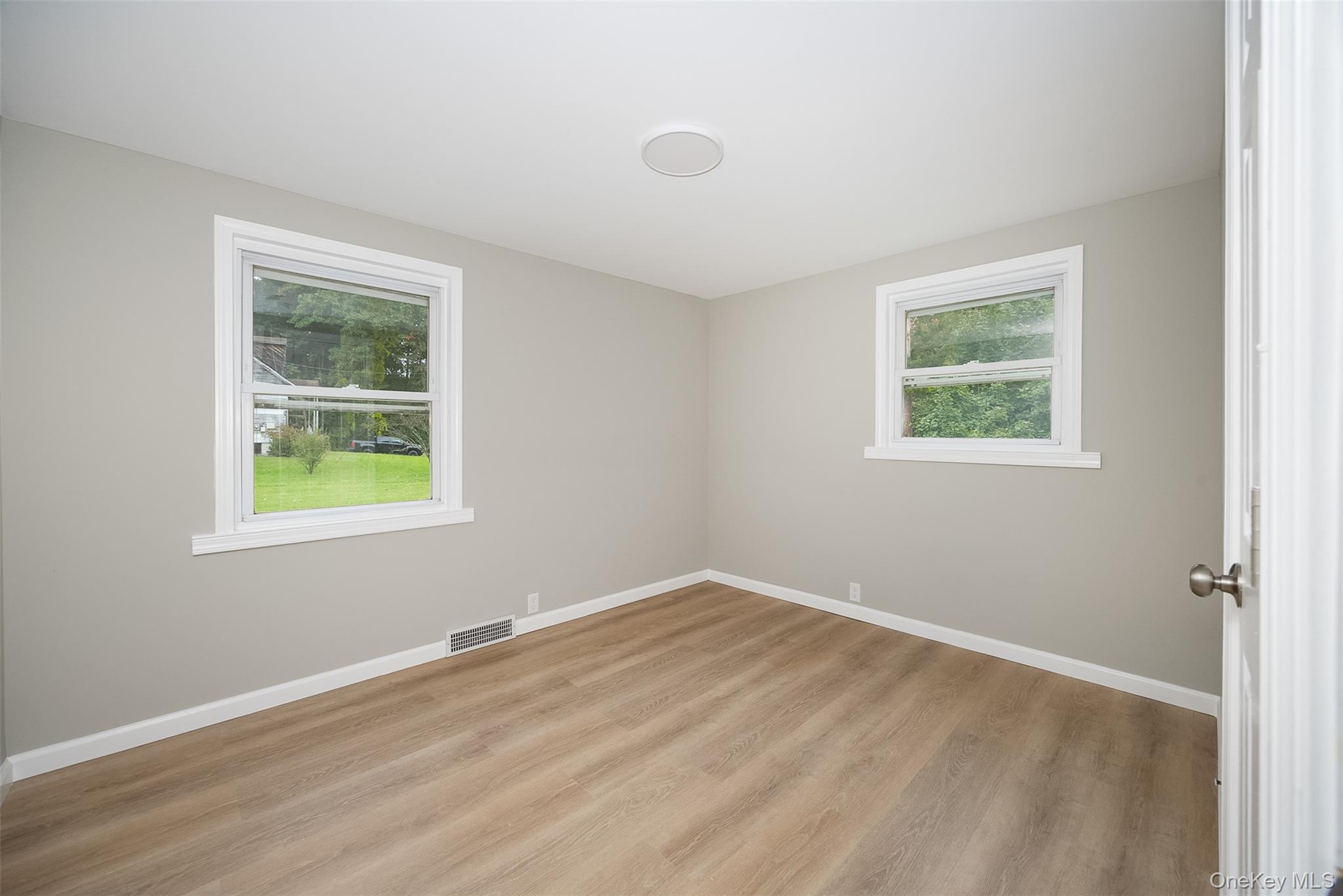 15 Balsam Road – For Sale photo 14
