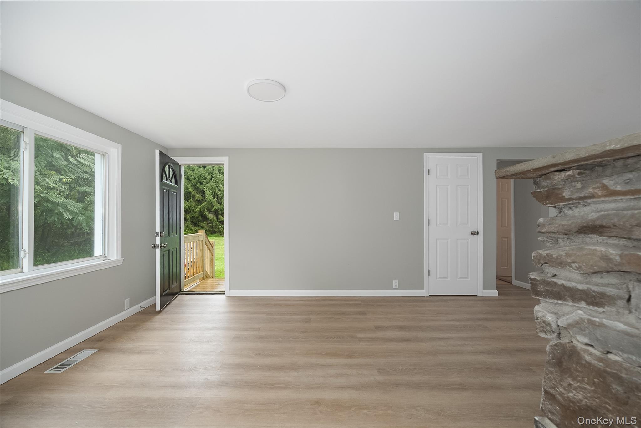 15 Balsam Road – For Sale photo 11