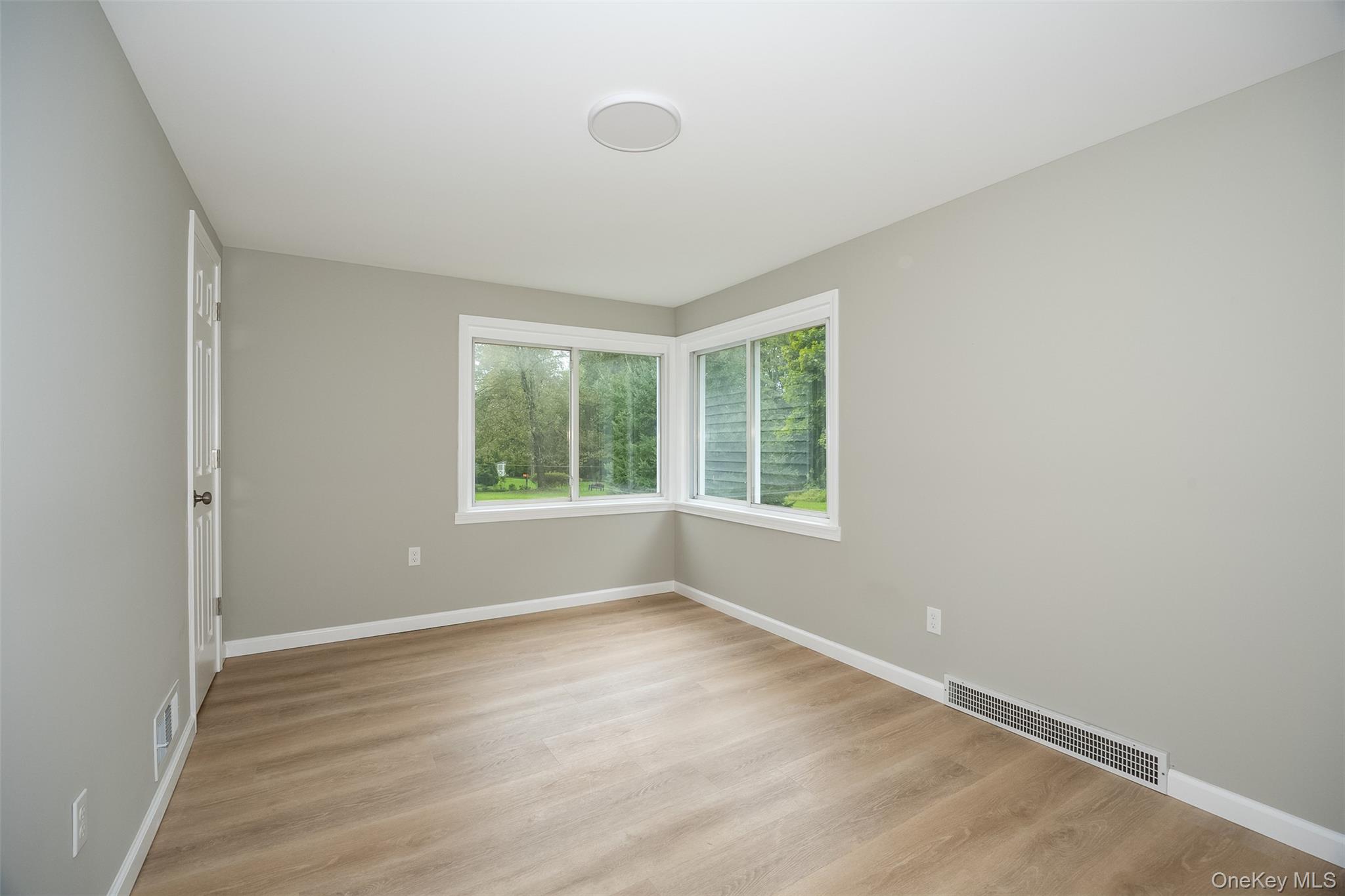 15 Balsam Road – For Sale photo 12