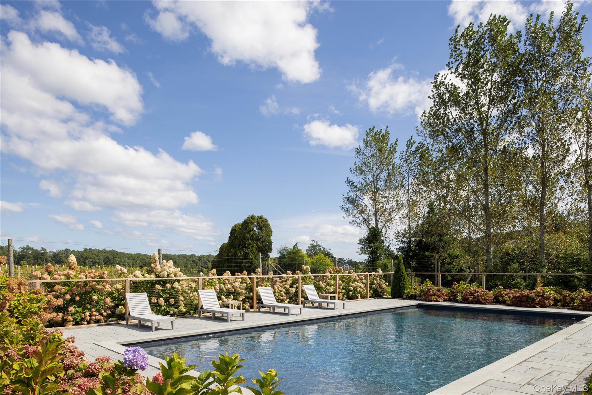 860 Hillcrest Drive – For Sale