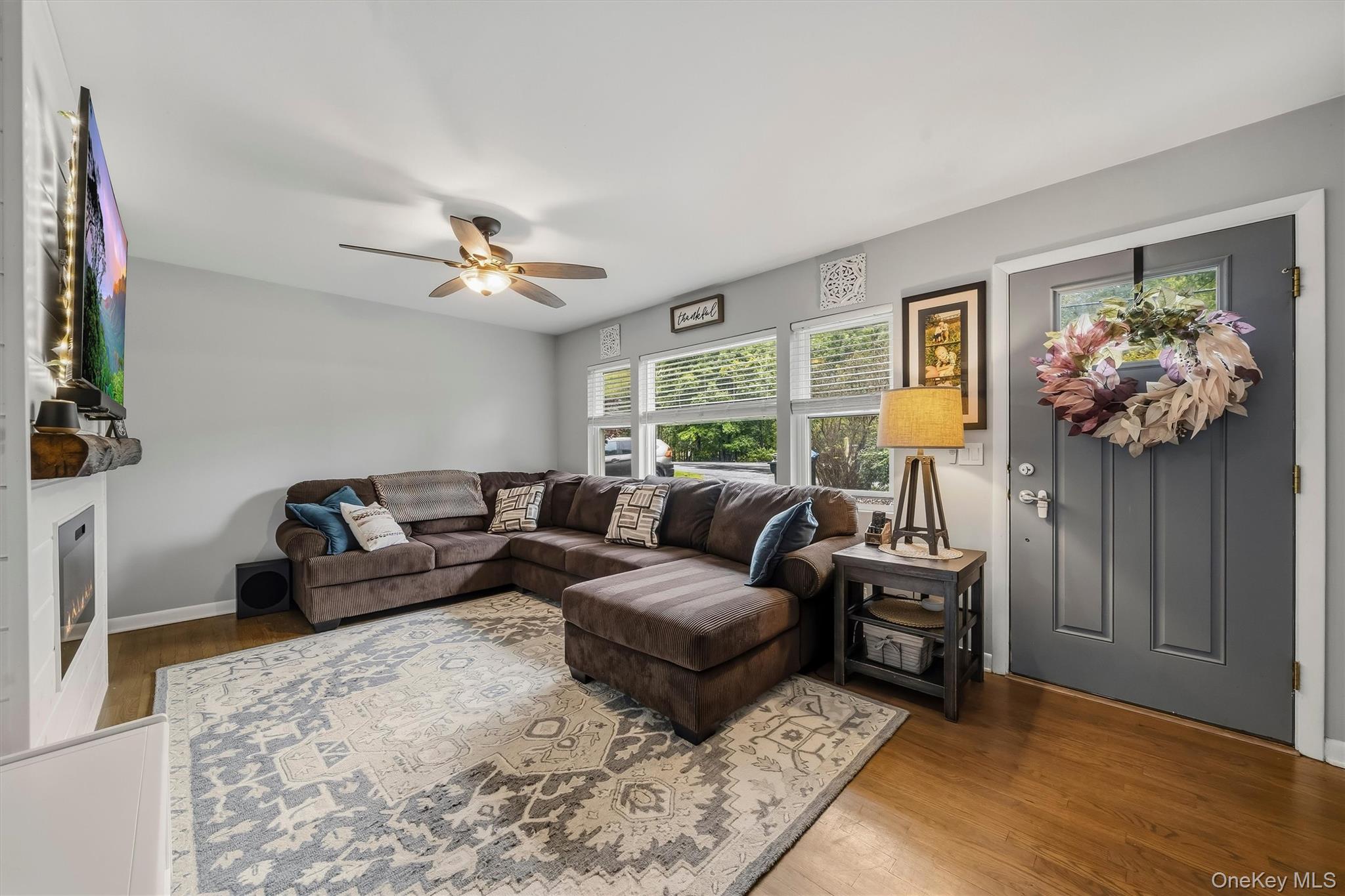 1040 St Hwy 211 W – For Sale photo 2