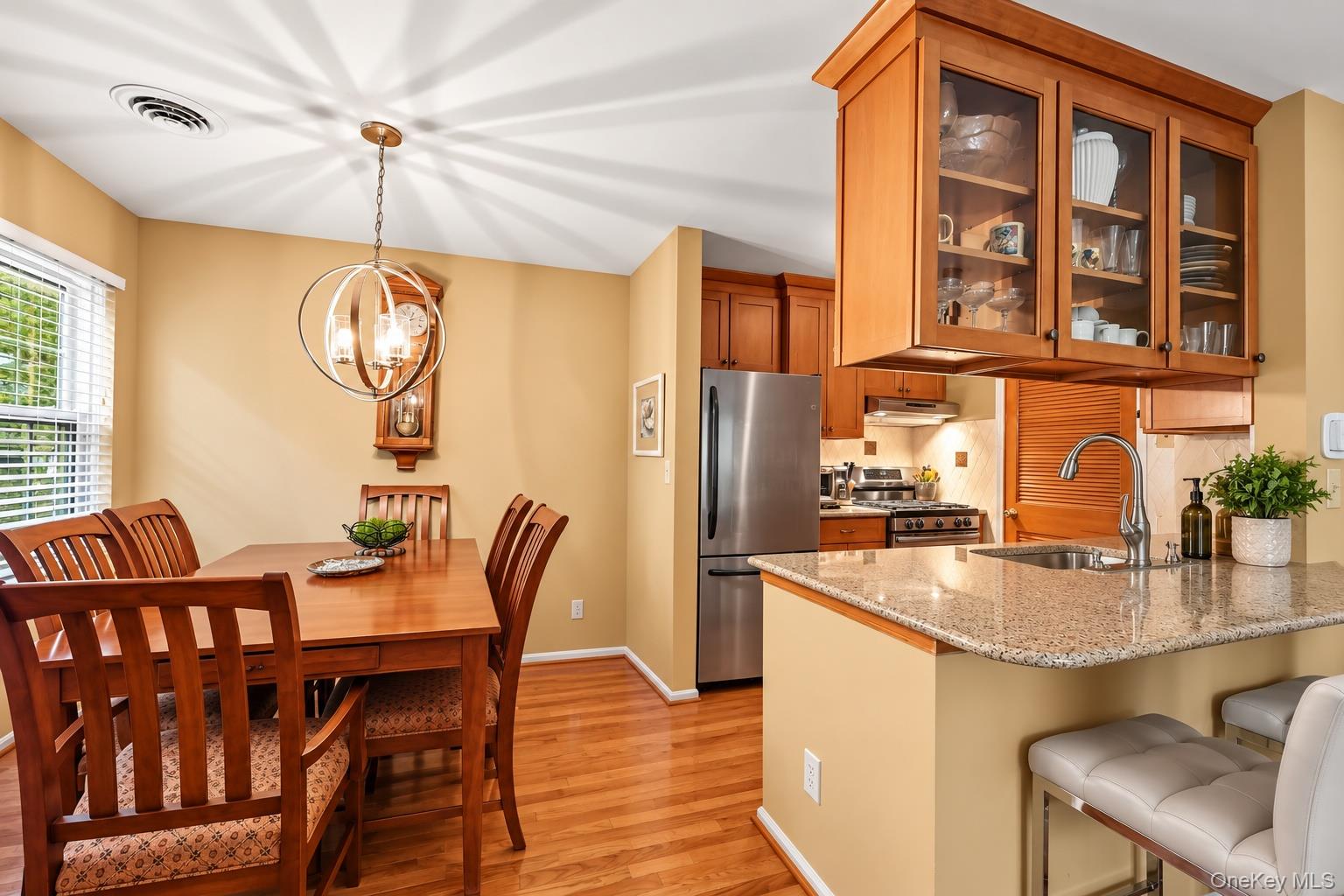 1108 Evergreen Court, Unit 65 photo 15