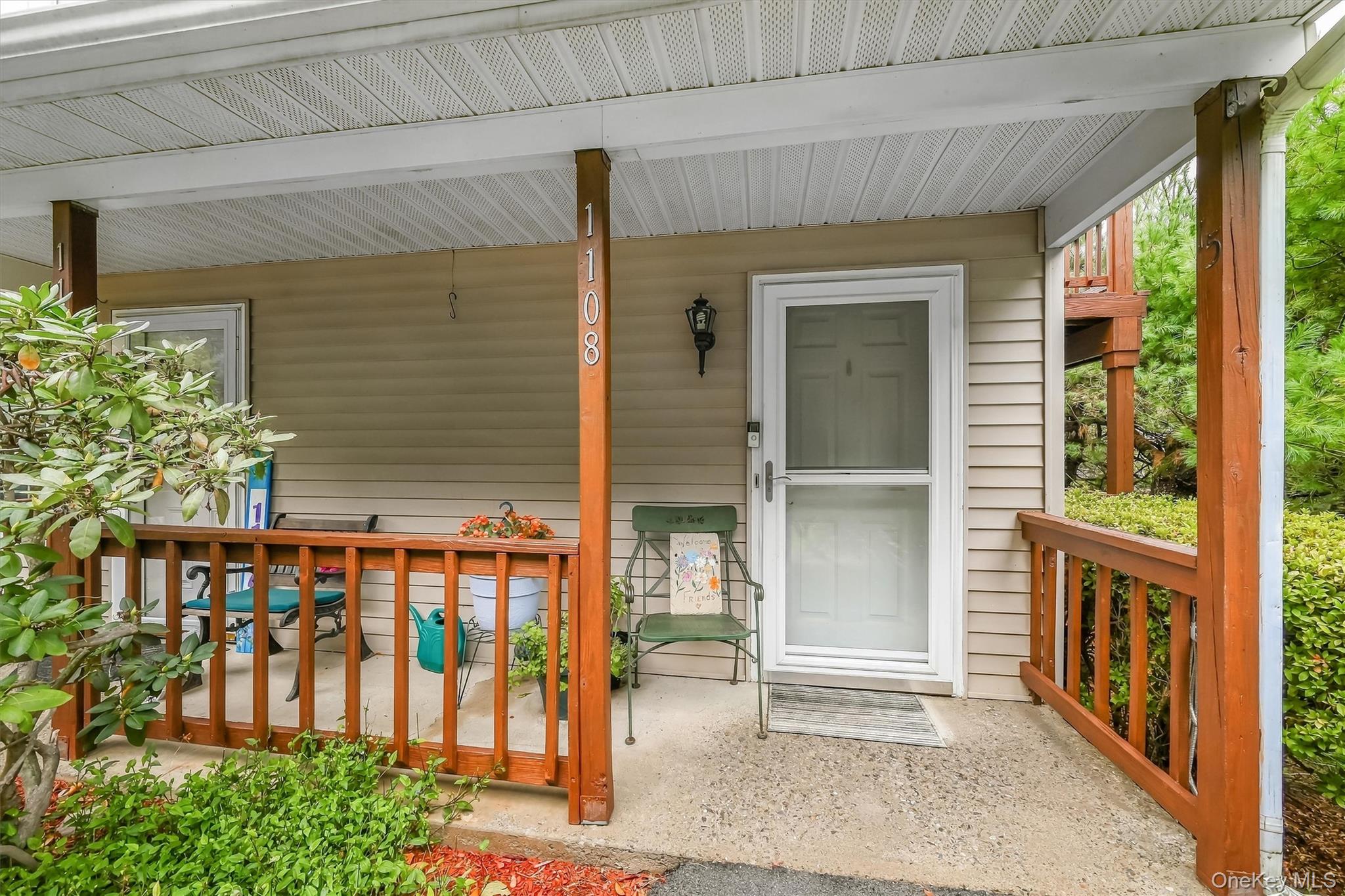 1108 Evergreen Court, Unit 65 photo 5