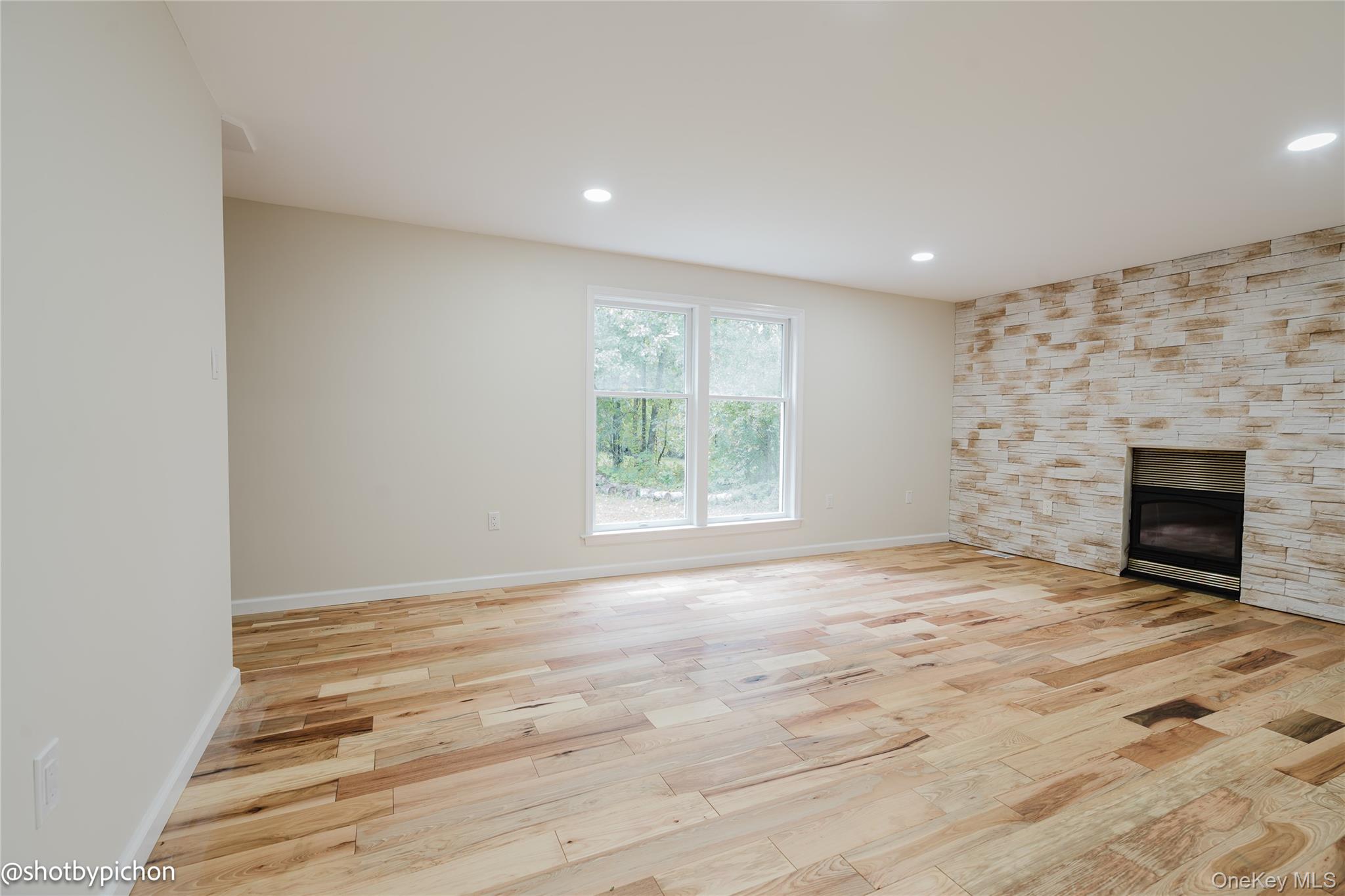 447 N Elting Corners Road – For Sale photo 6