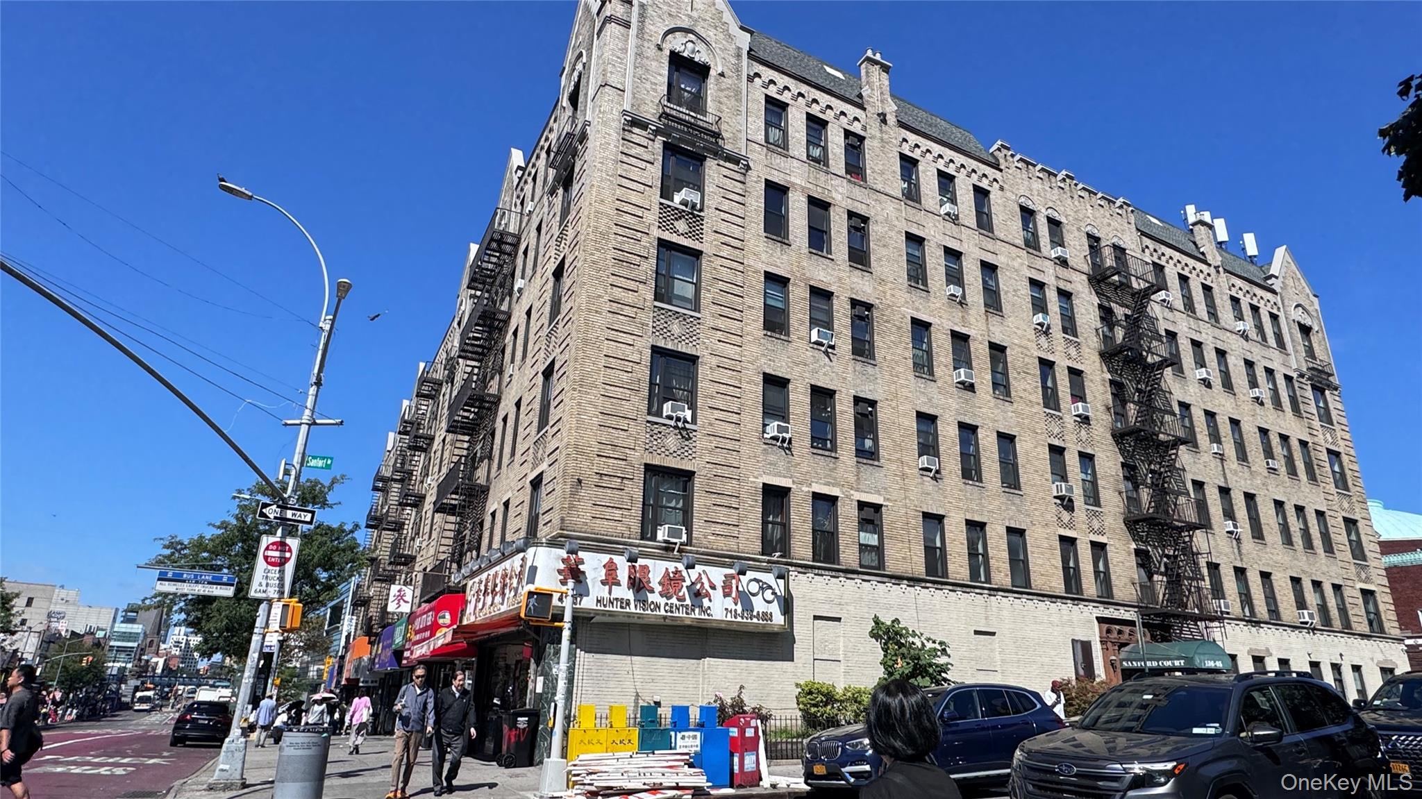 136-05 Sanford Ave., Unit 4A