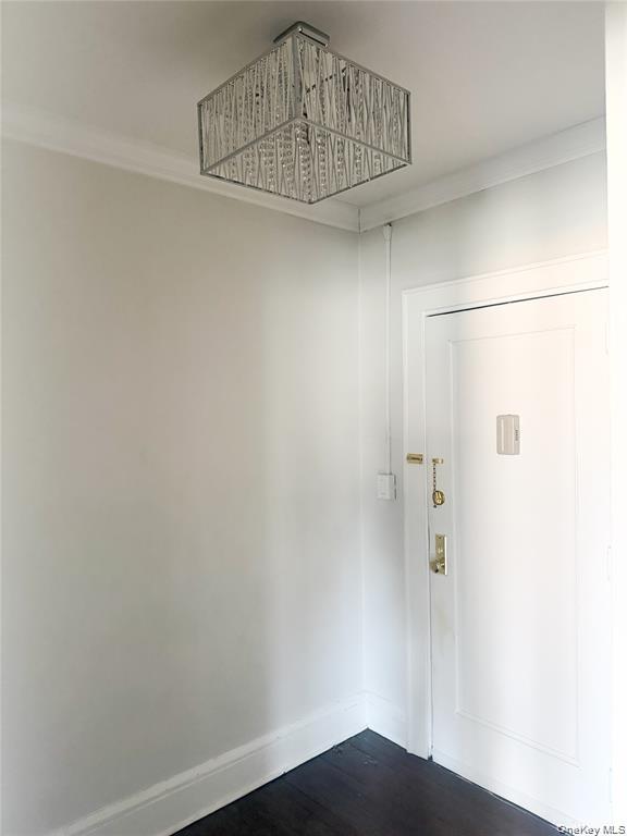 16 Minerva Place, Unit 1C photo 9
