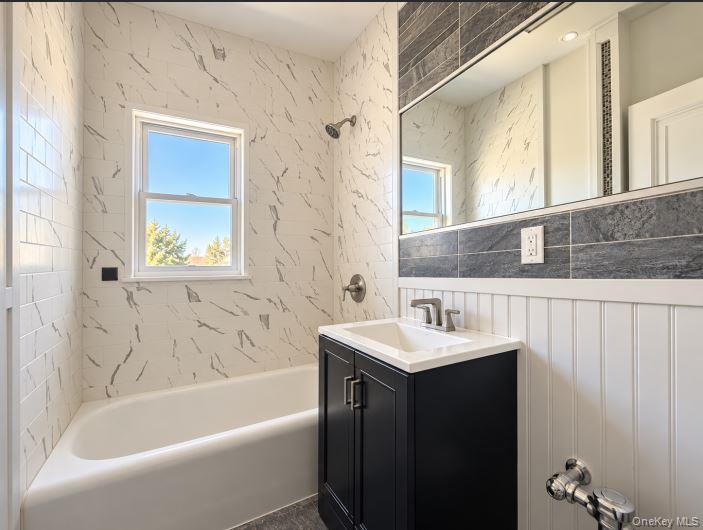 16 Minerva Place, Unit 1C photo 6