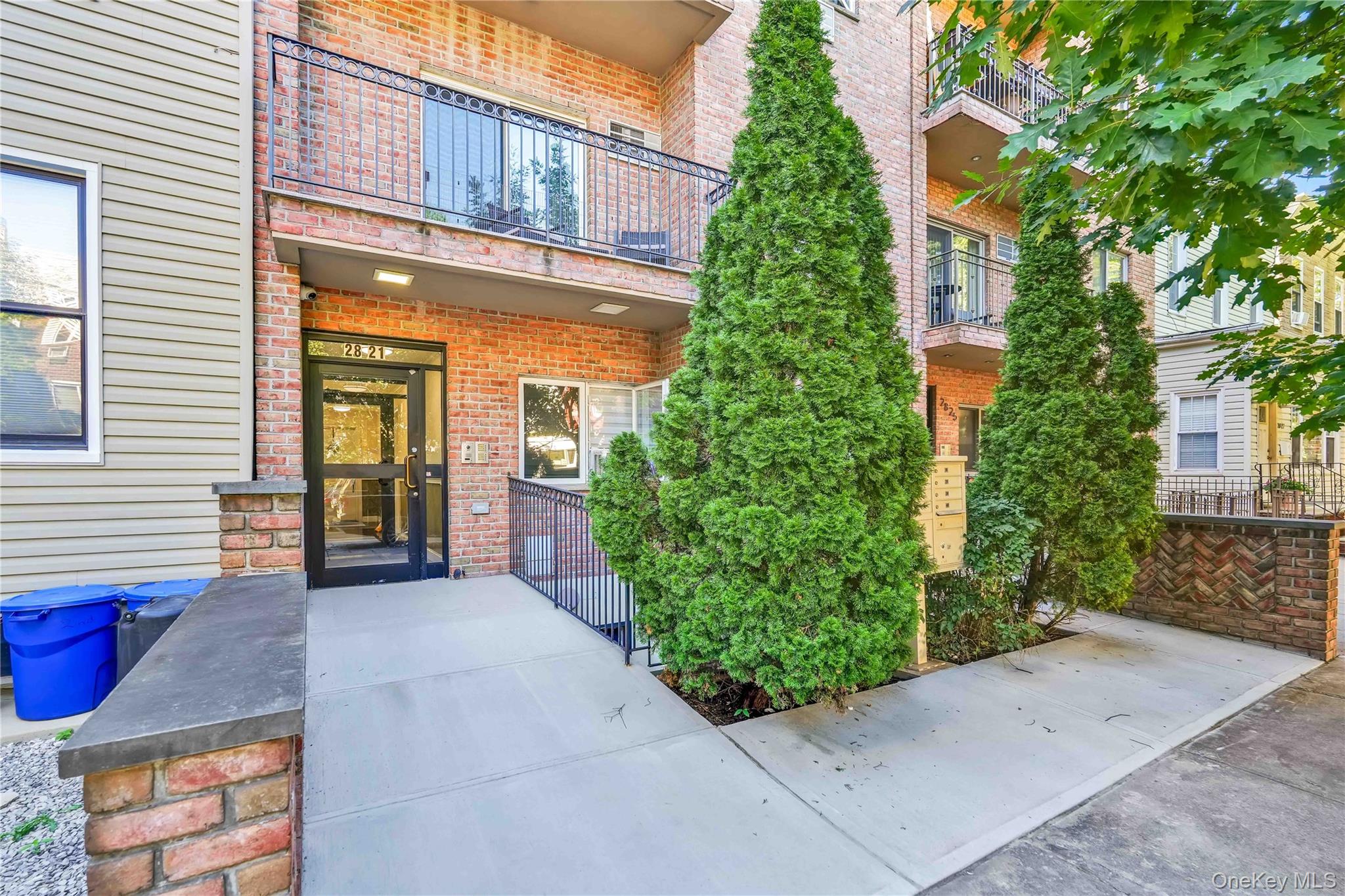2821 36th Street, Unit 4R photo 18