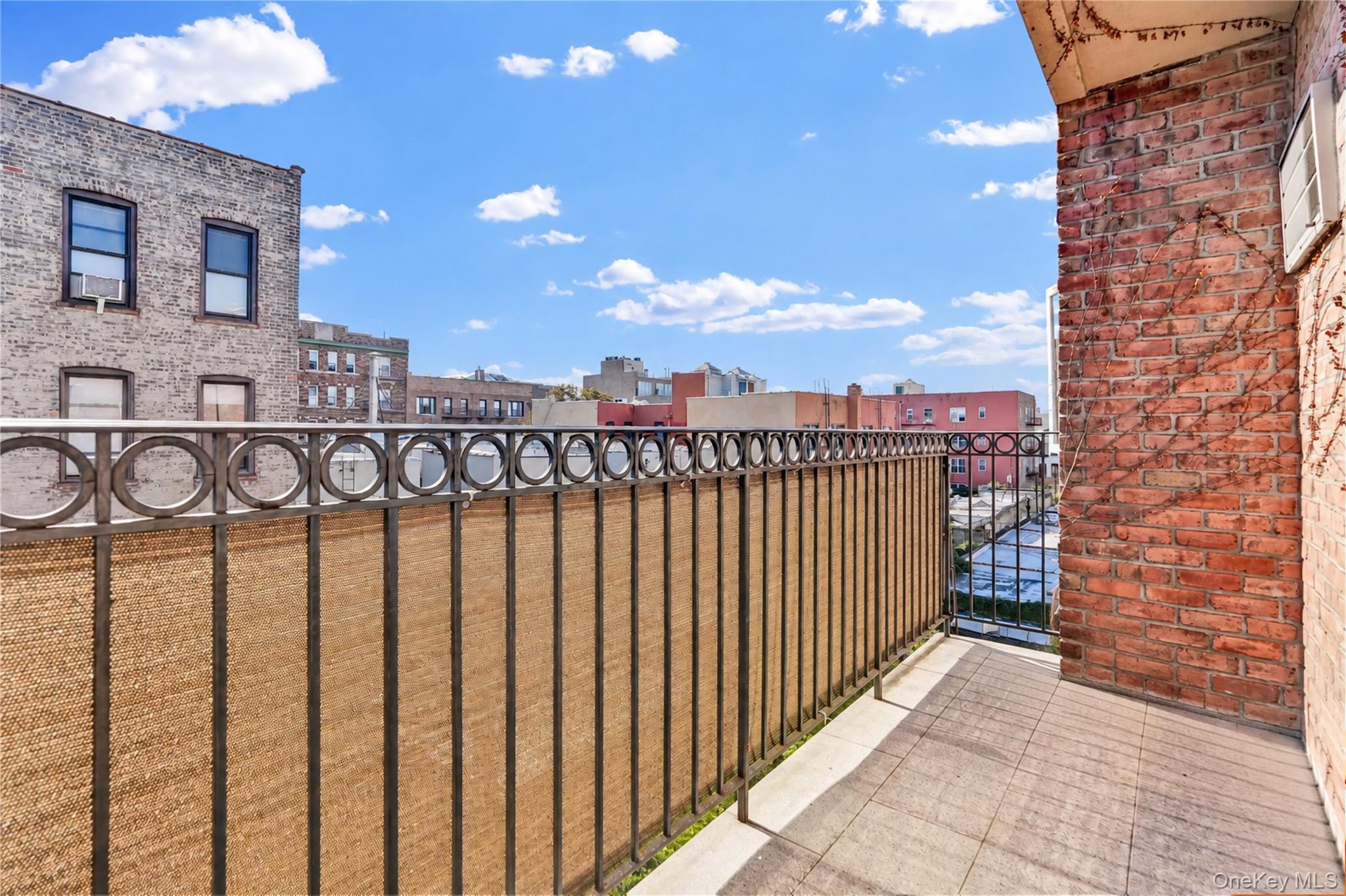 2821 36th Street, Unit 4R photo 12