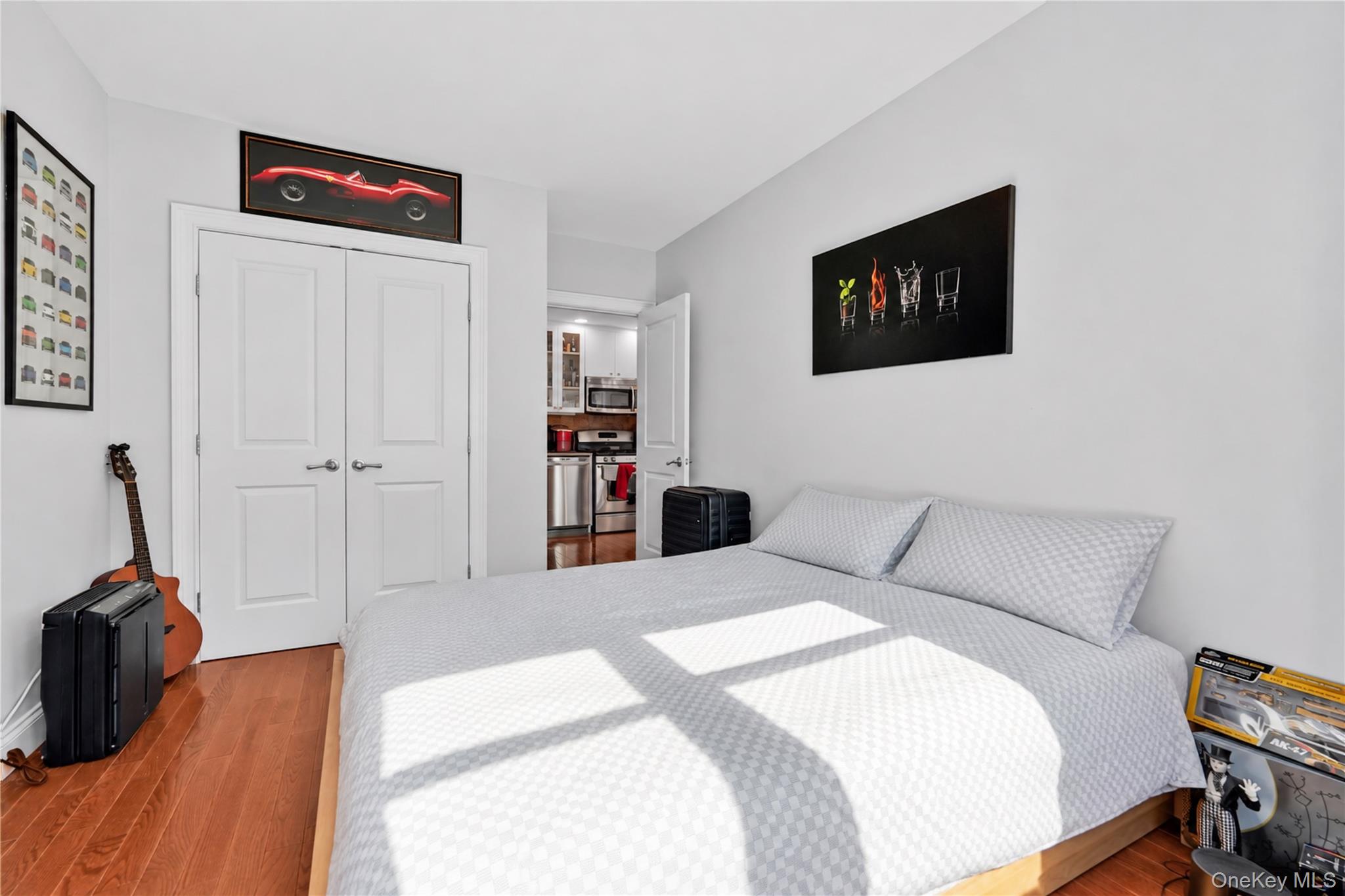 2821 36th Street, Unit 4R photo 3