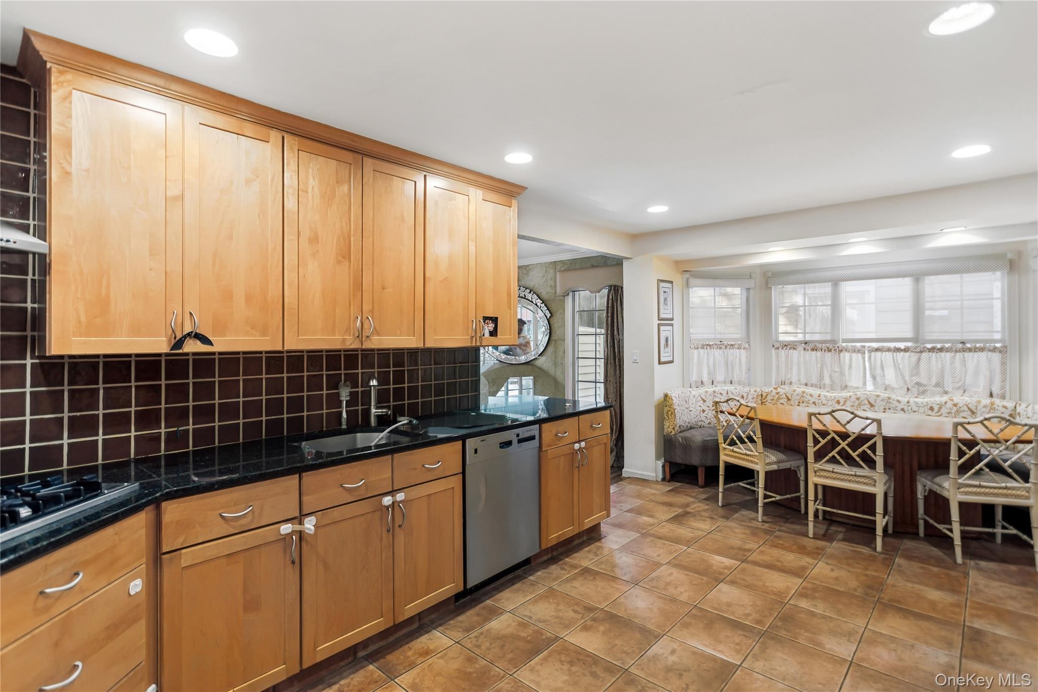 203 Regent Drive – For Sale photo 13