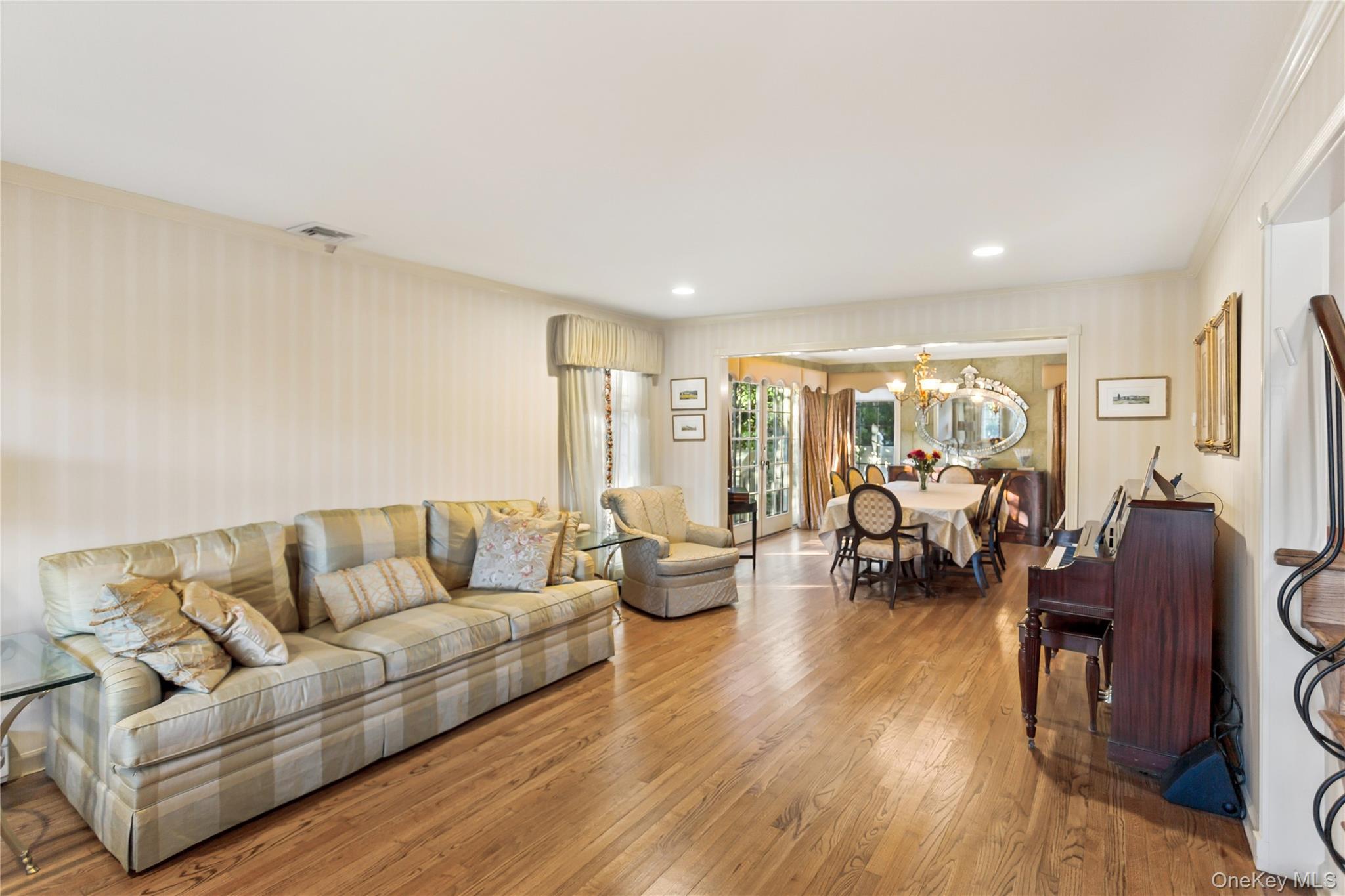 203 Regent Drive – For Sale photo 5